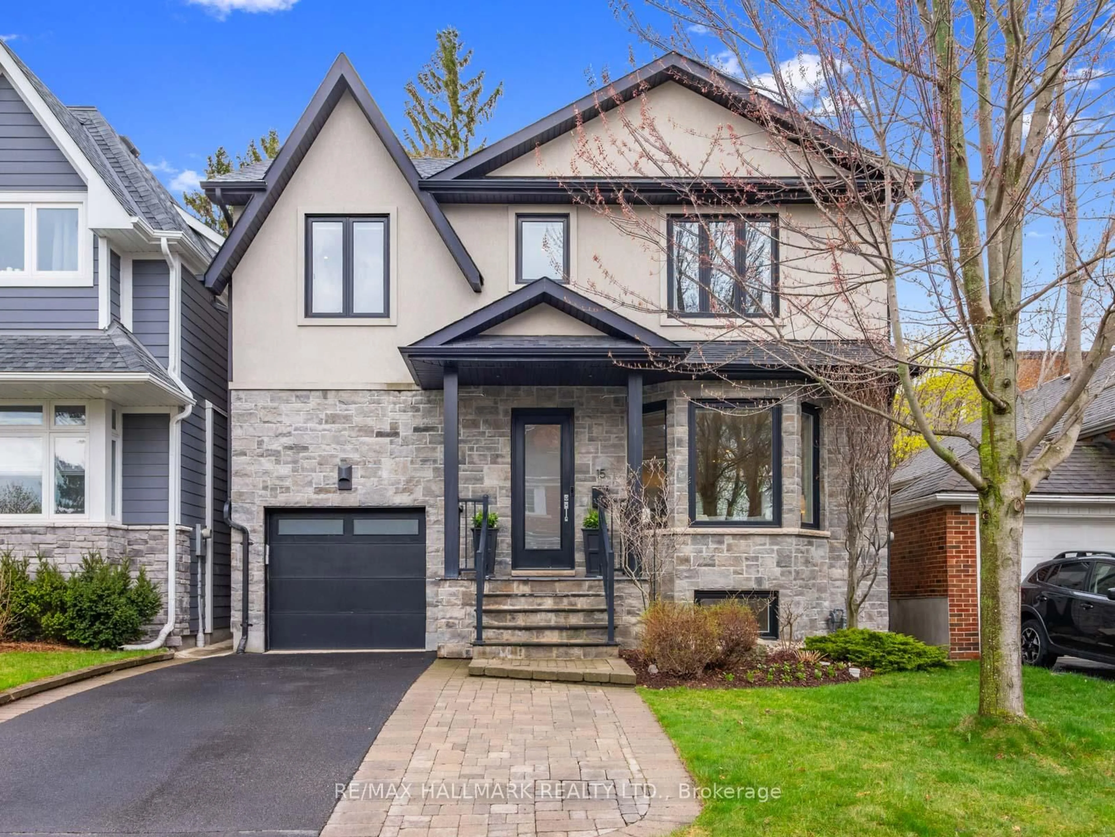 Home with brick exterior material, street for 15 Briar Dale Blvd, Toronto Ontario M1N 1Z3