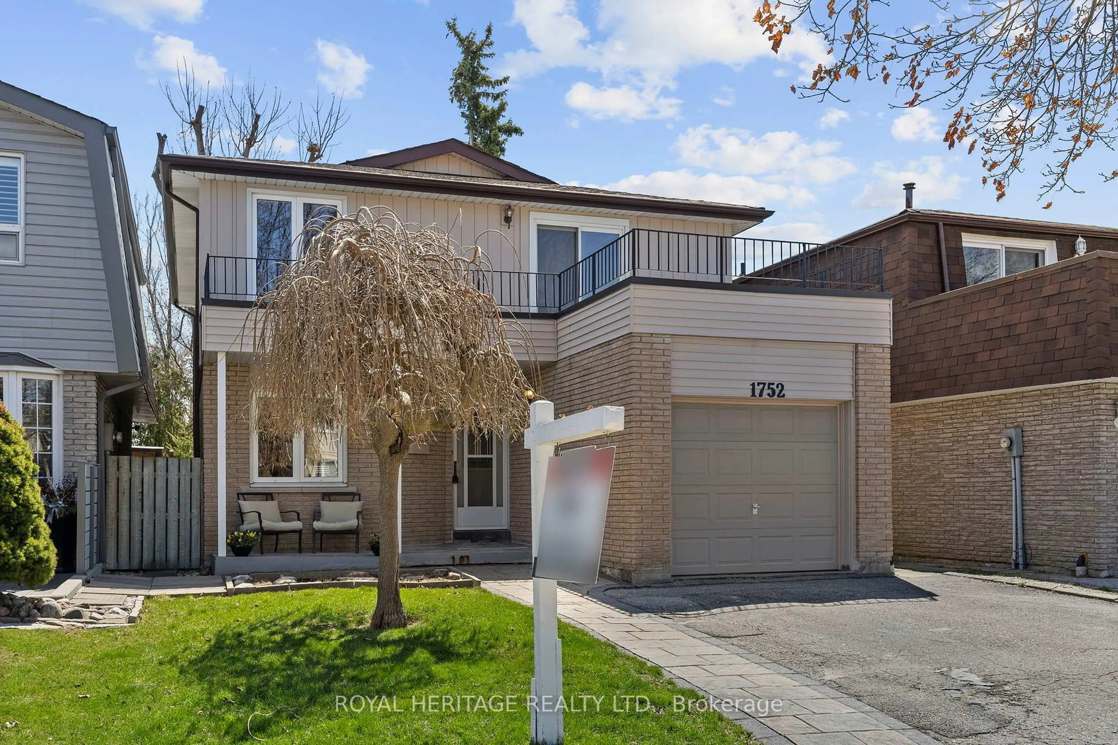 Home with brick exterior material, street for 1752 Shadybrook Dr, Pickering Ontario L1V 3A5