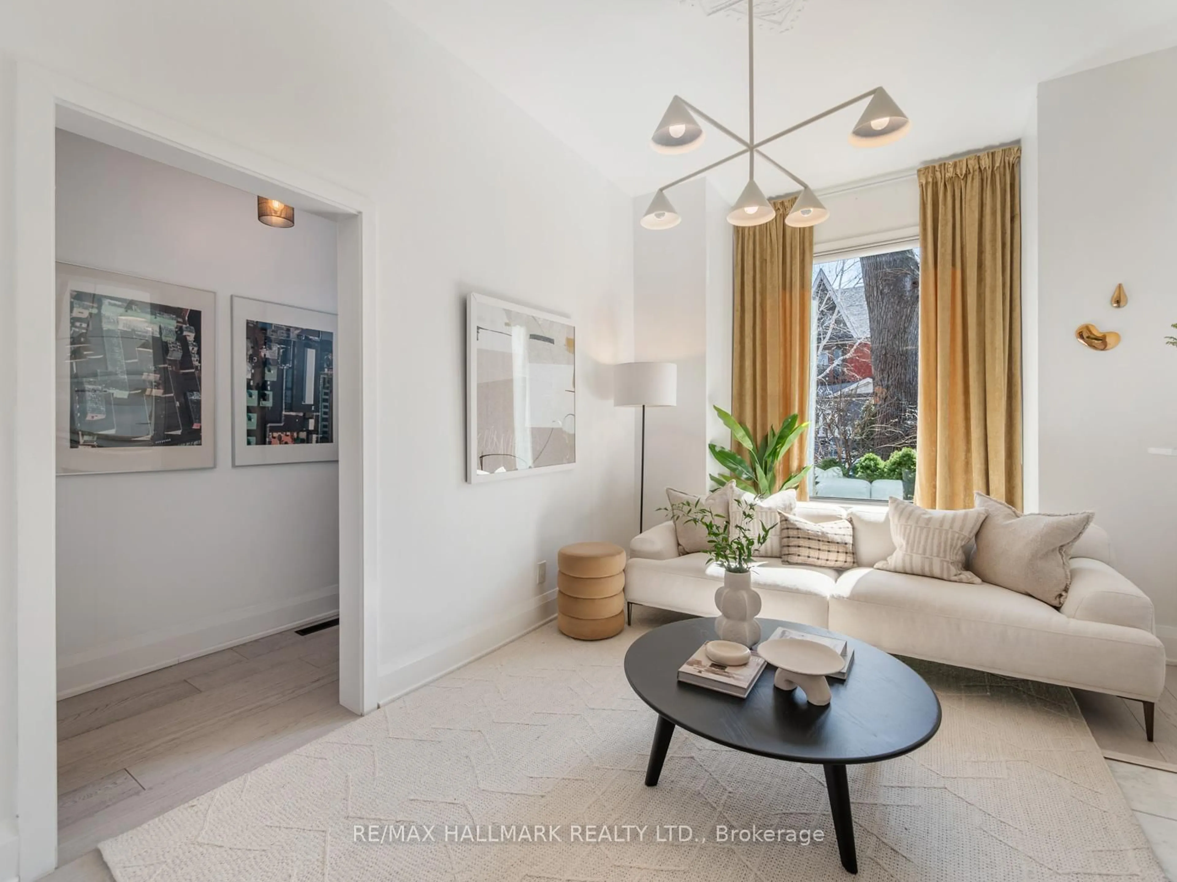 Living room with furniture, unknown for 2 First Ave, Toronto Ontario M4M 1W8