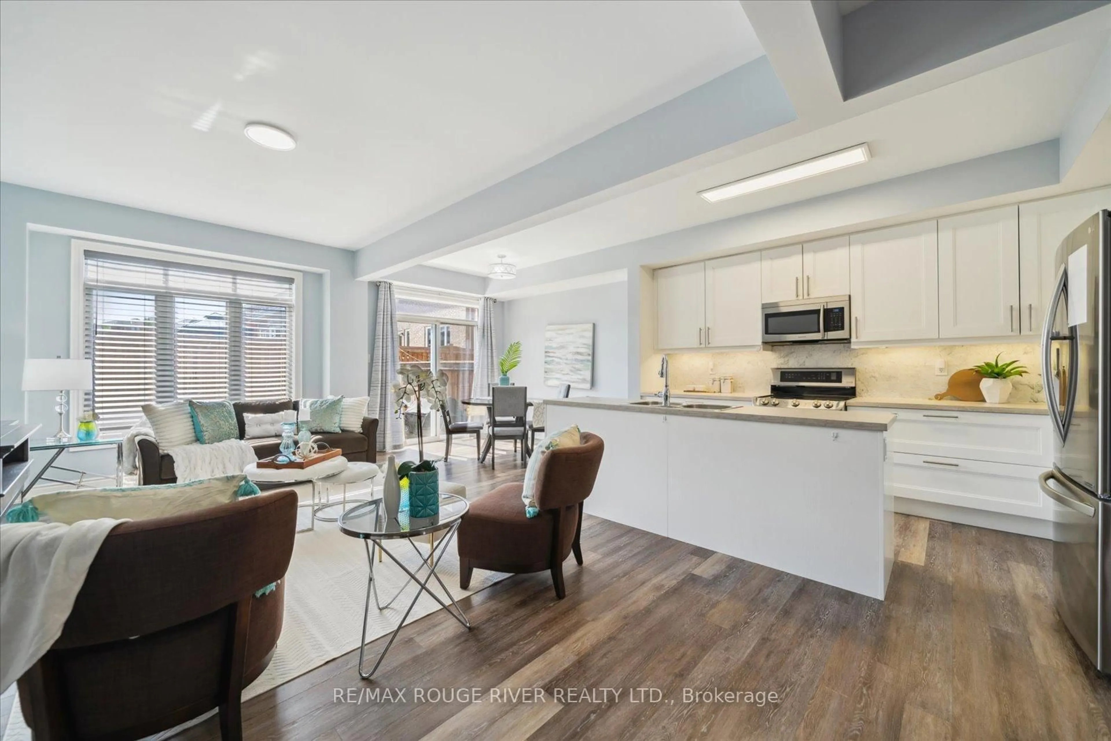 Open concept kitchen, unknown for 72 Lyle Dr, Clarington Ontario L1C 0V7