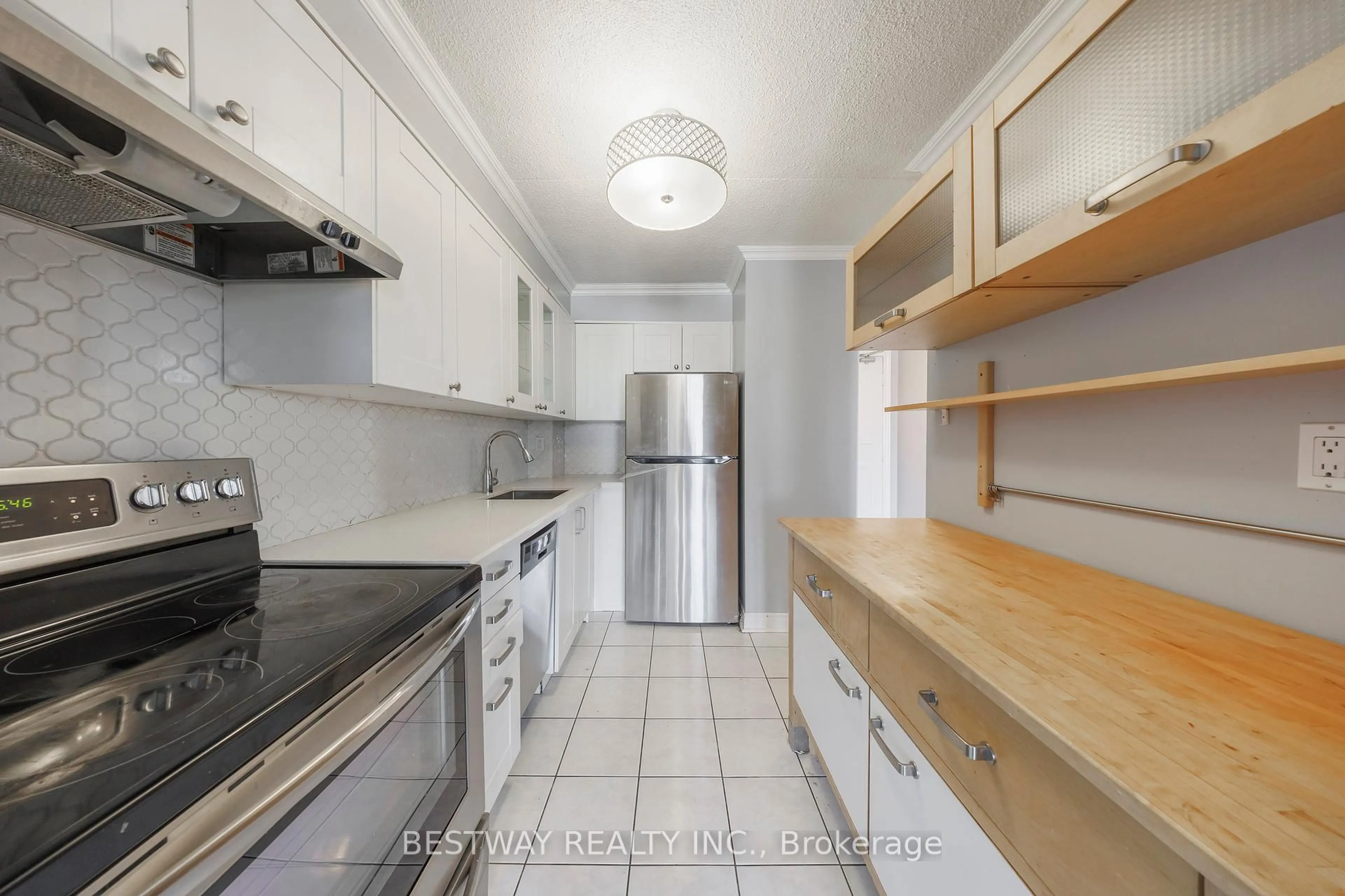 Standard kitchen, wood/laminate floor for 1535 Diefenbaker Crt #403, Pickering Ontario L1V 3W2