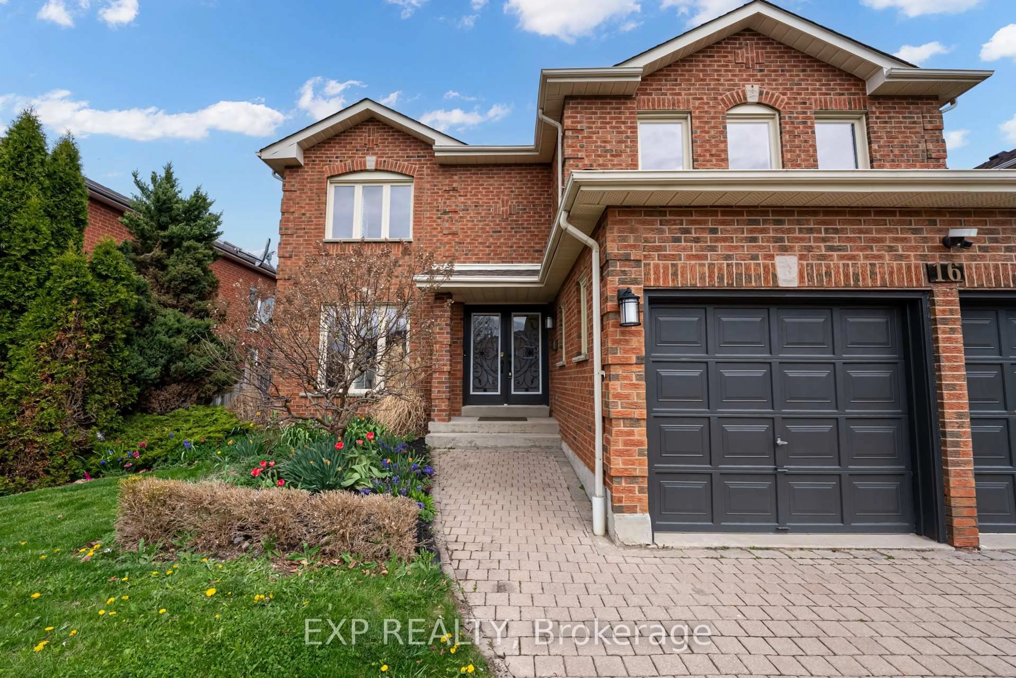 Home with brick exterior material, street for 16 Jamieson Cres, Whitby Ontario L1R 1T9