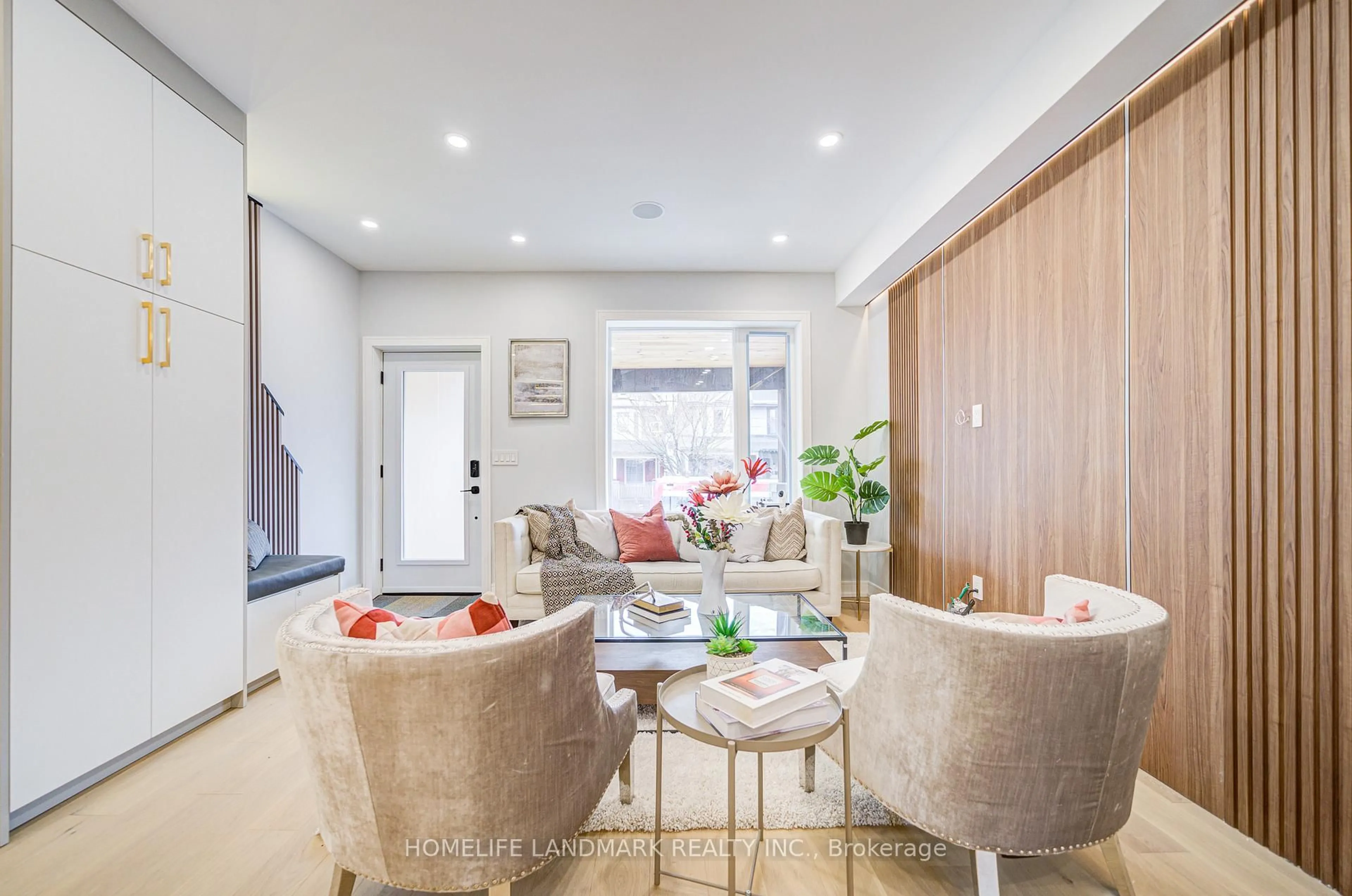 Living room with furniture, unknown for 770 Pape Ave, Toronto Ontario M4K 3S7