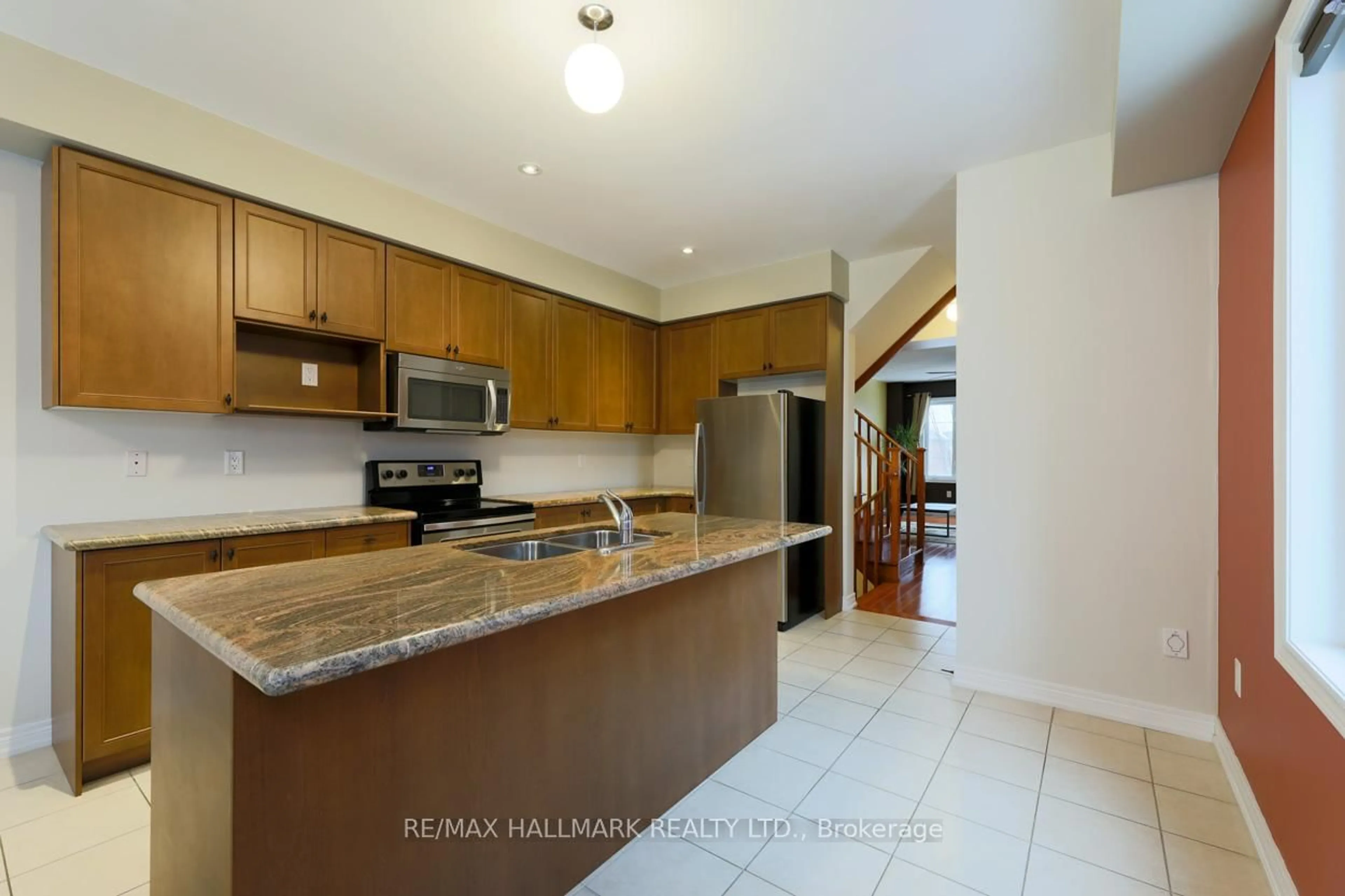 Standard kitchen, ceramic/tile floor for 22 Belanger Cres, Toronto Ontario M1L 0H3