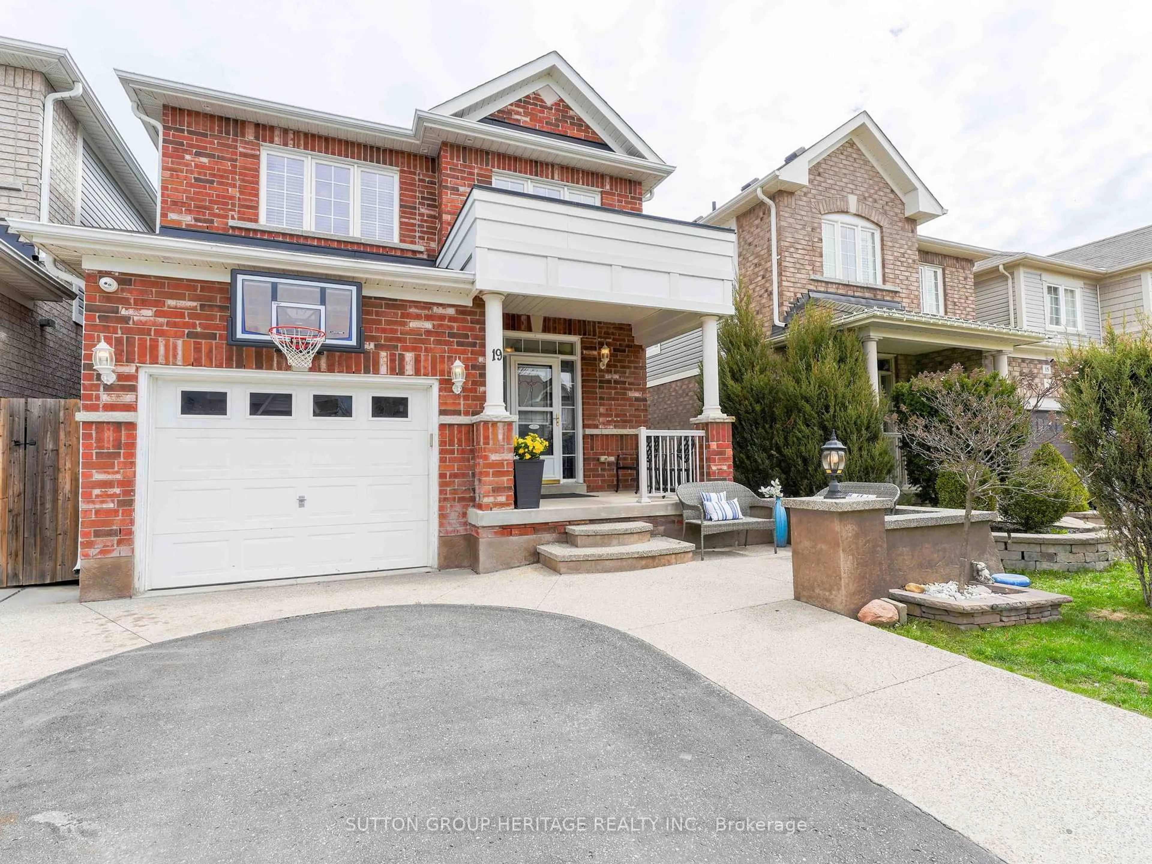 Home with brick exterior material, street for 19 Arnold Johnston St, Clarington Ontario L1E 0C6