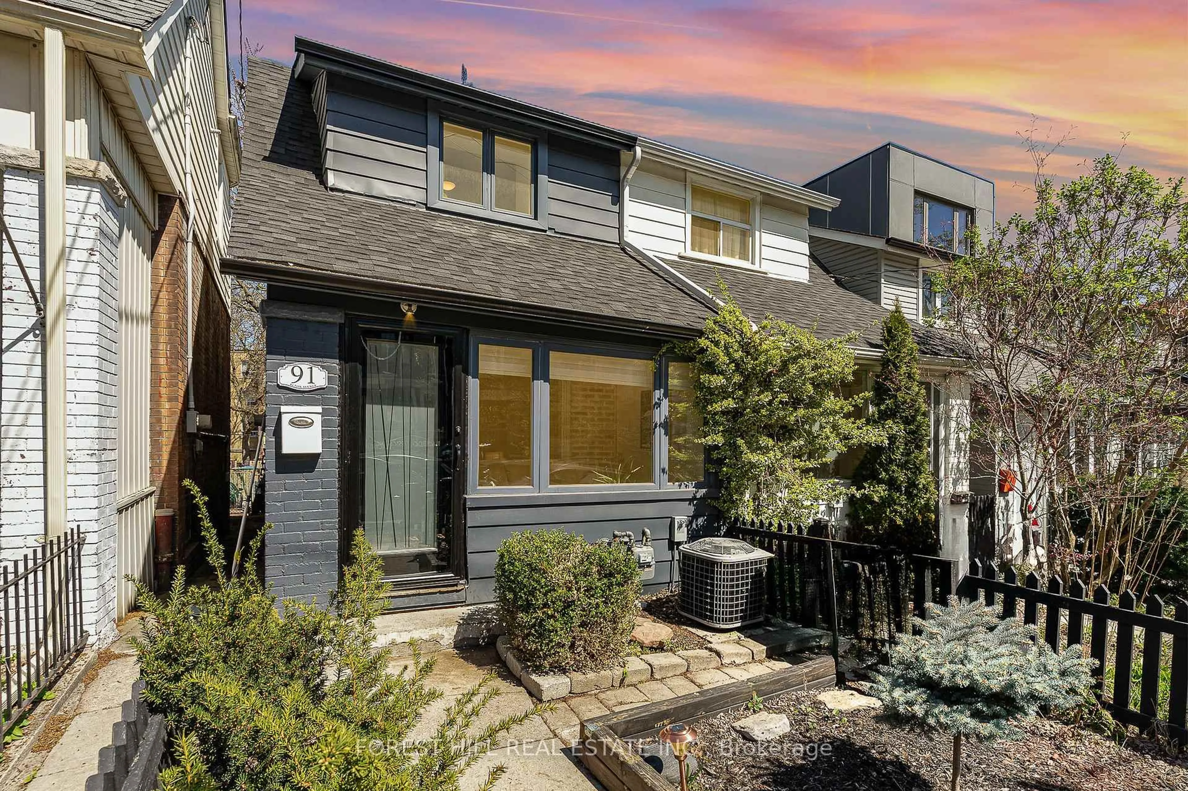 Home with vinyl exterior material, street for 91 Alton Ave, Toronto Ontario M4L 2M3
