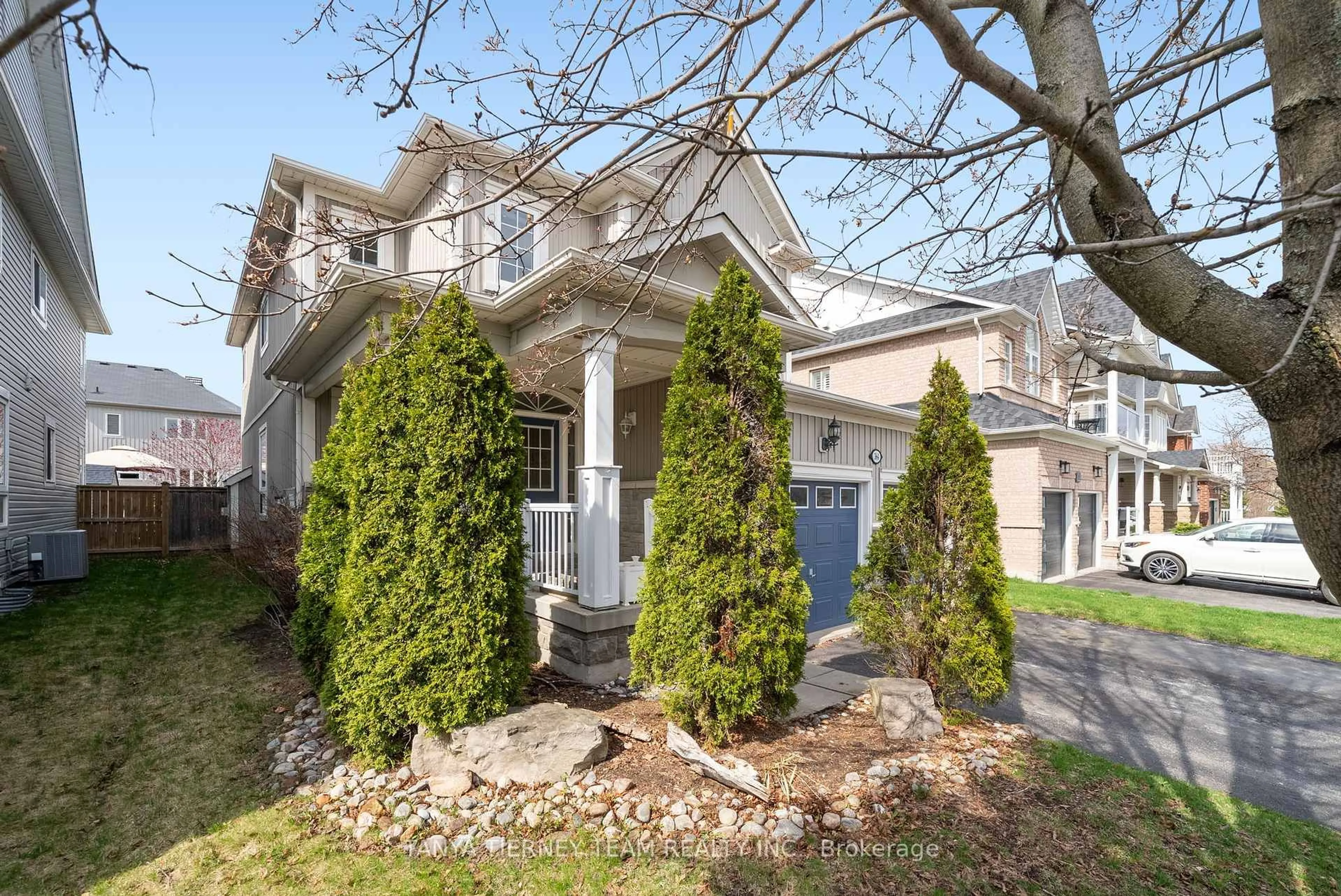 Unknown for 364 Carnwith Dr, Whitby Ontario L1M 2M1