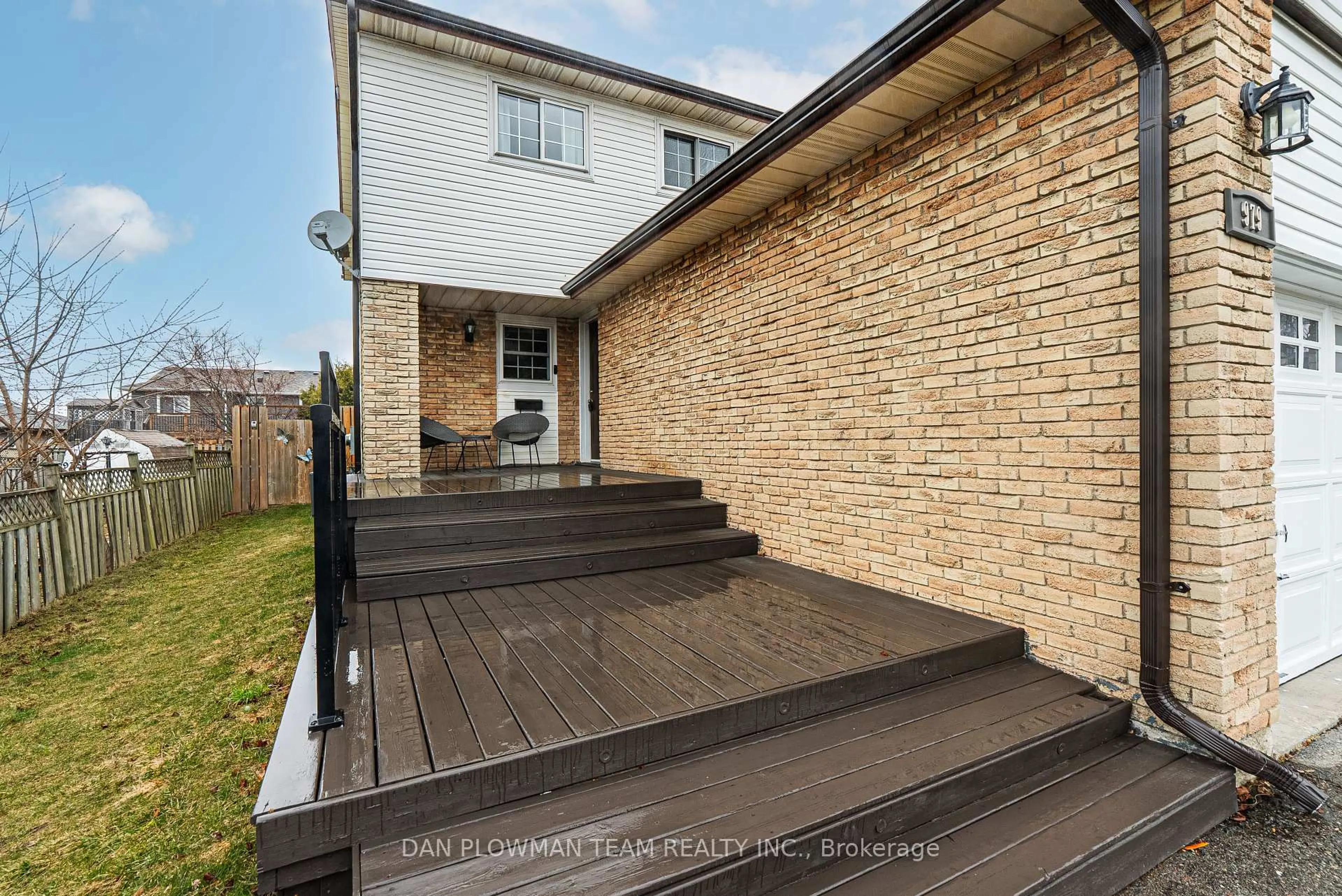 Home with brick exterior material, street for 979 Southgate Dr, Oshawa Ontario L1H 7Z7