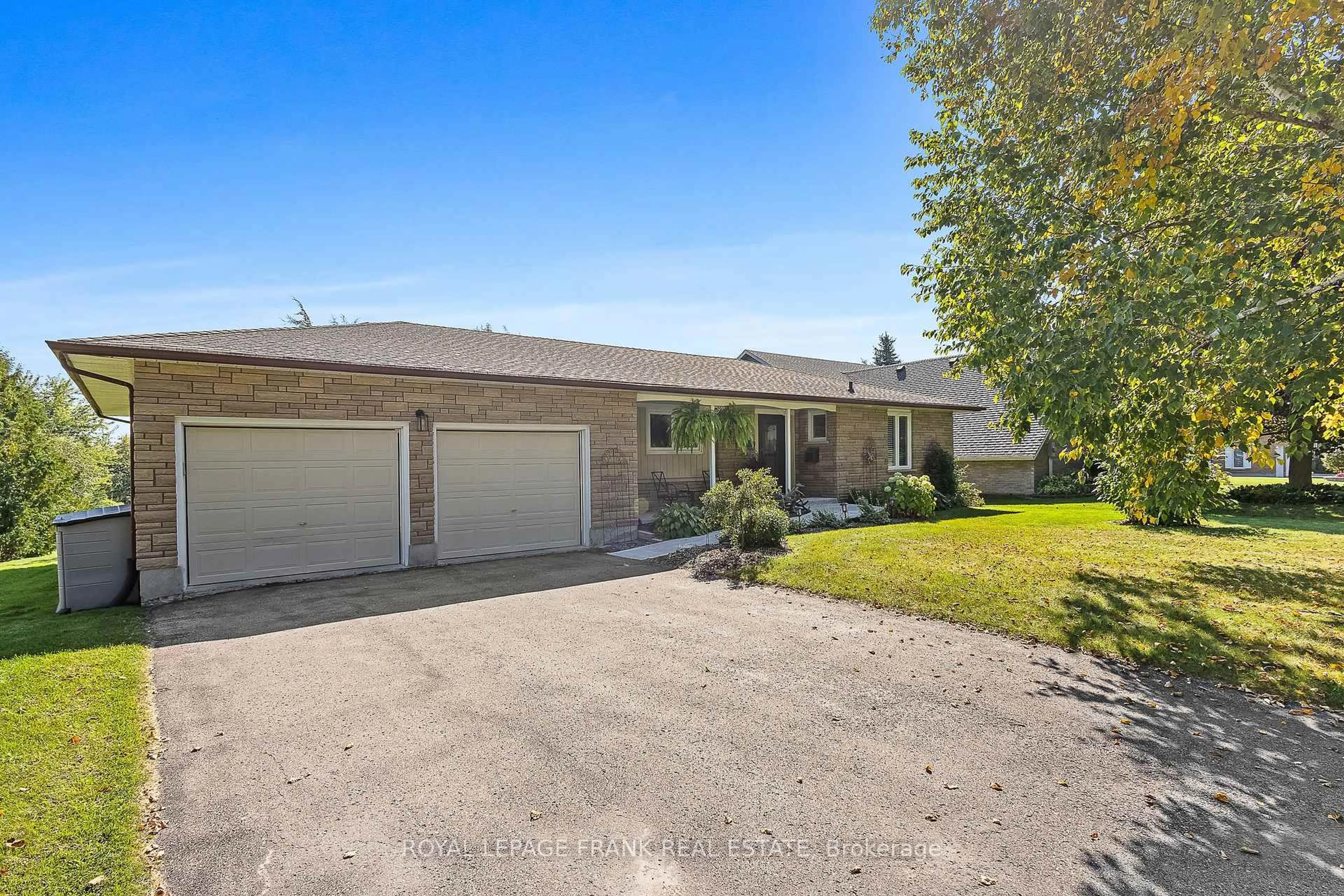 A pic from outside/outdoor area/front of a property/back of a property/a pic from drone, street for 16933 Old Simcoe Rd, Scugog Ontario L9L 1P1
