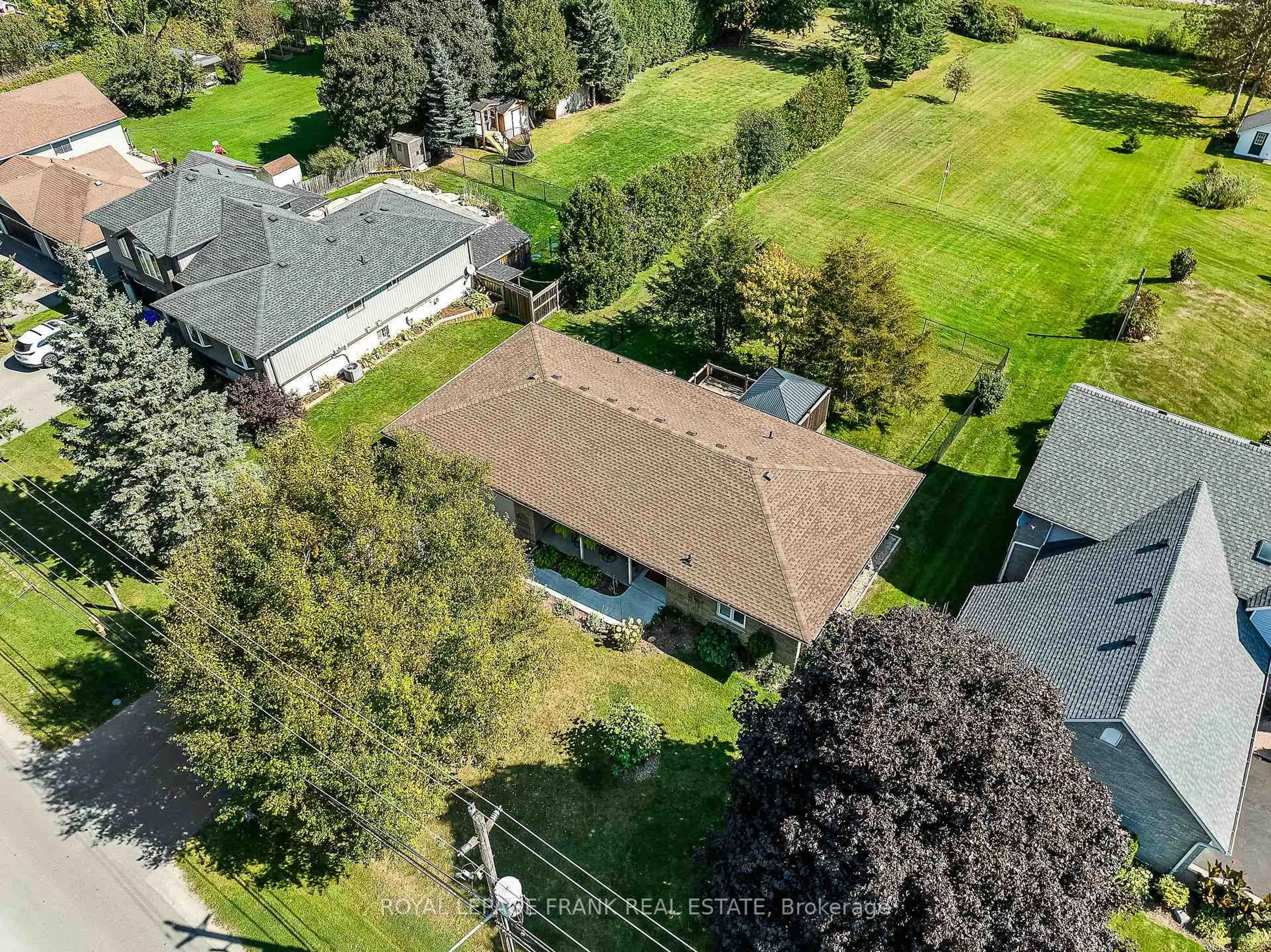 A pic from outside/outdoor area/front of a property/back of a property/a pic from drone, street for 16933 Old Simcoe Rd, Scugog Ontario L9L 1P1