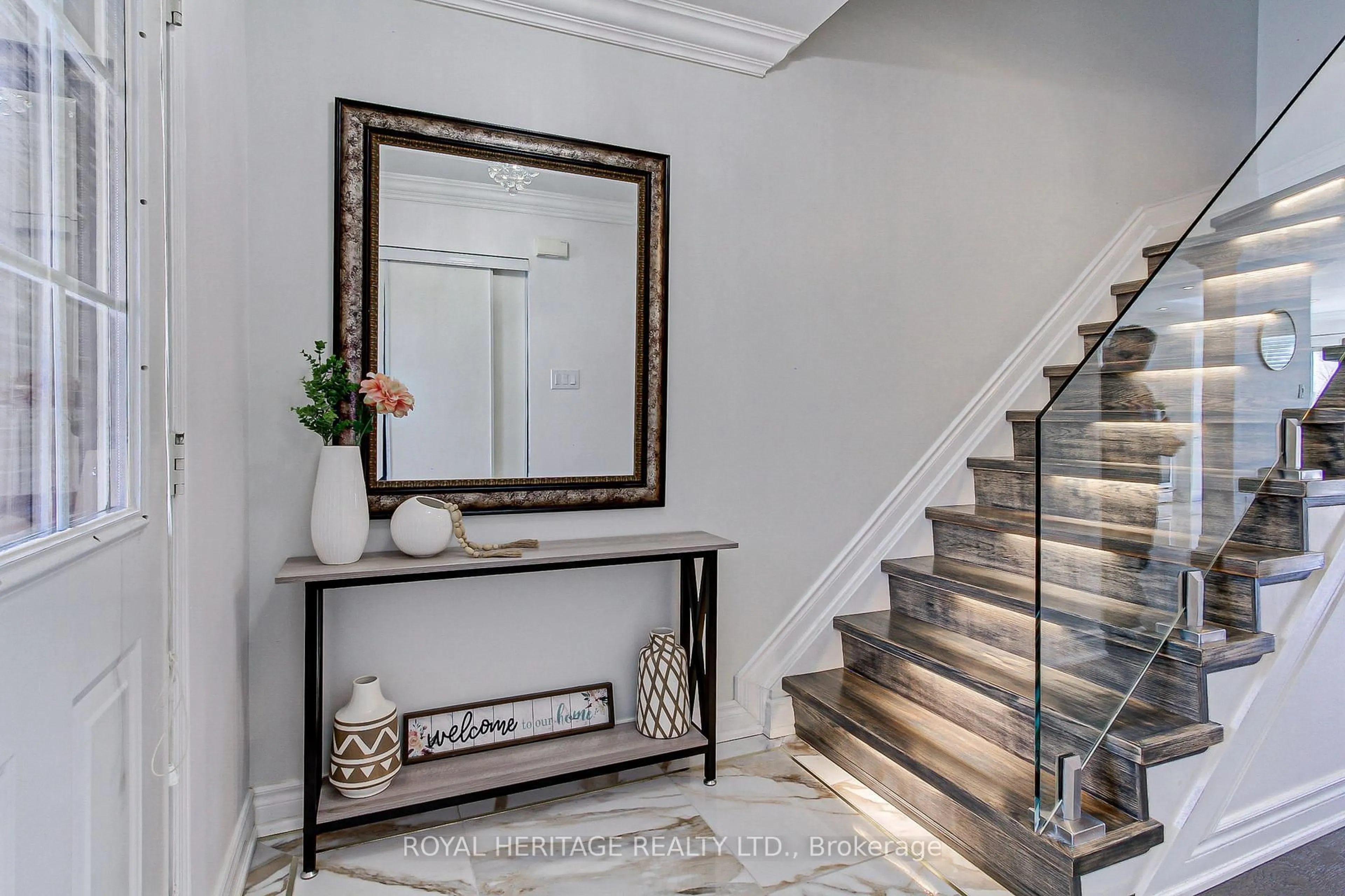 Indoor entryway for 59 Twigg Dr, Ajax Ontario L1Z 1G5