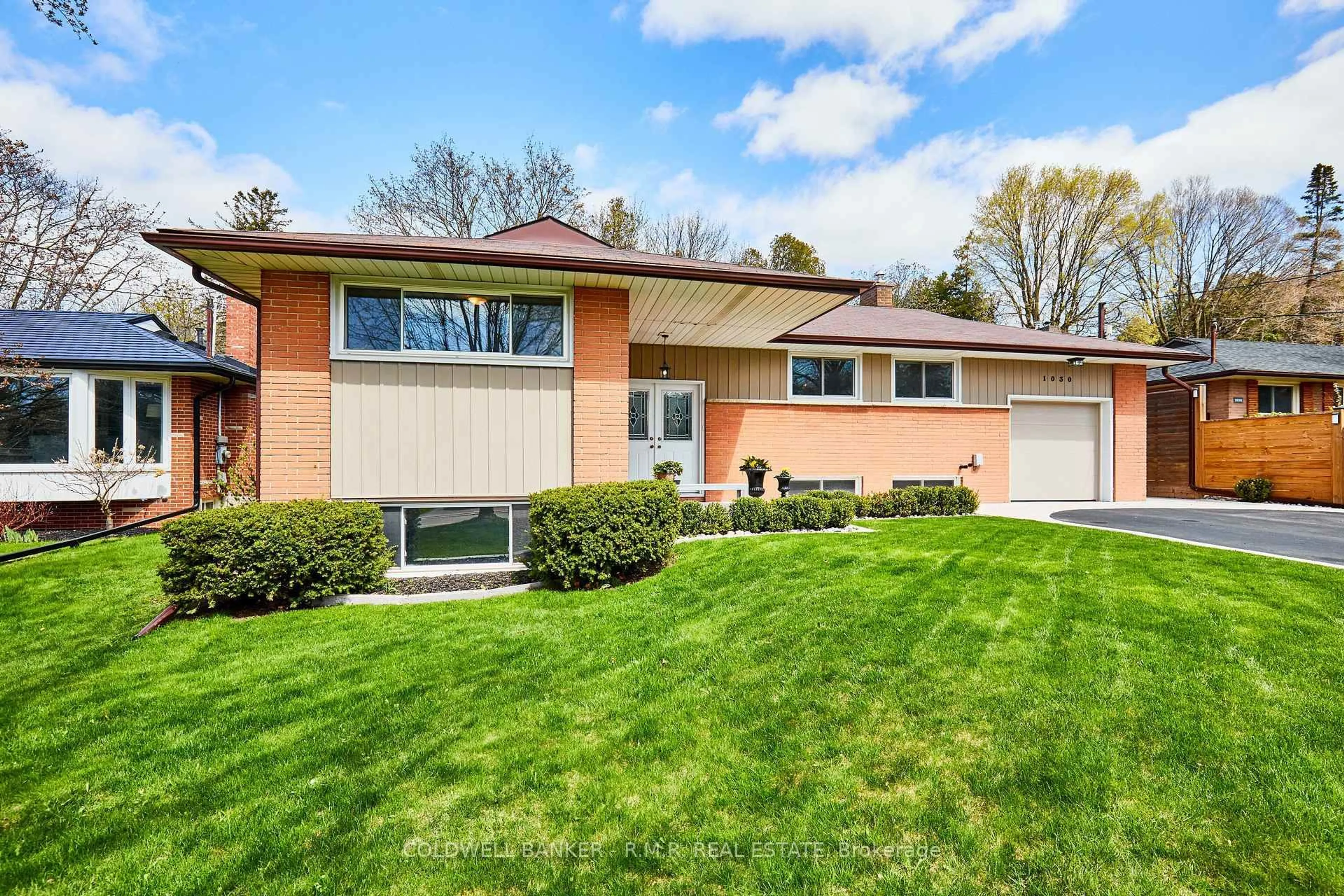 Home with brick exterior material, street for 1030 Regent Dr, Oshawa Ontario L1G 1J7