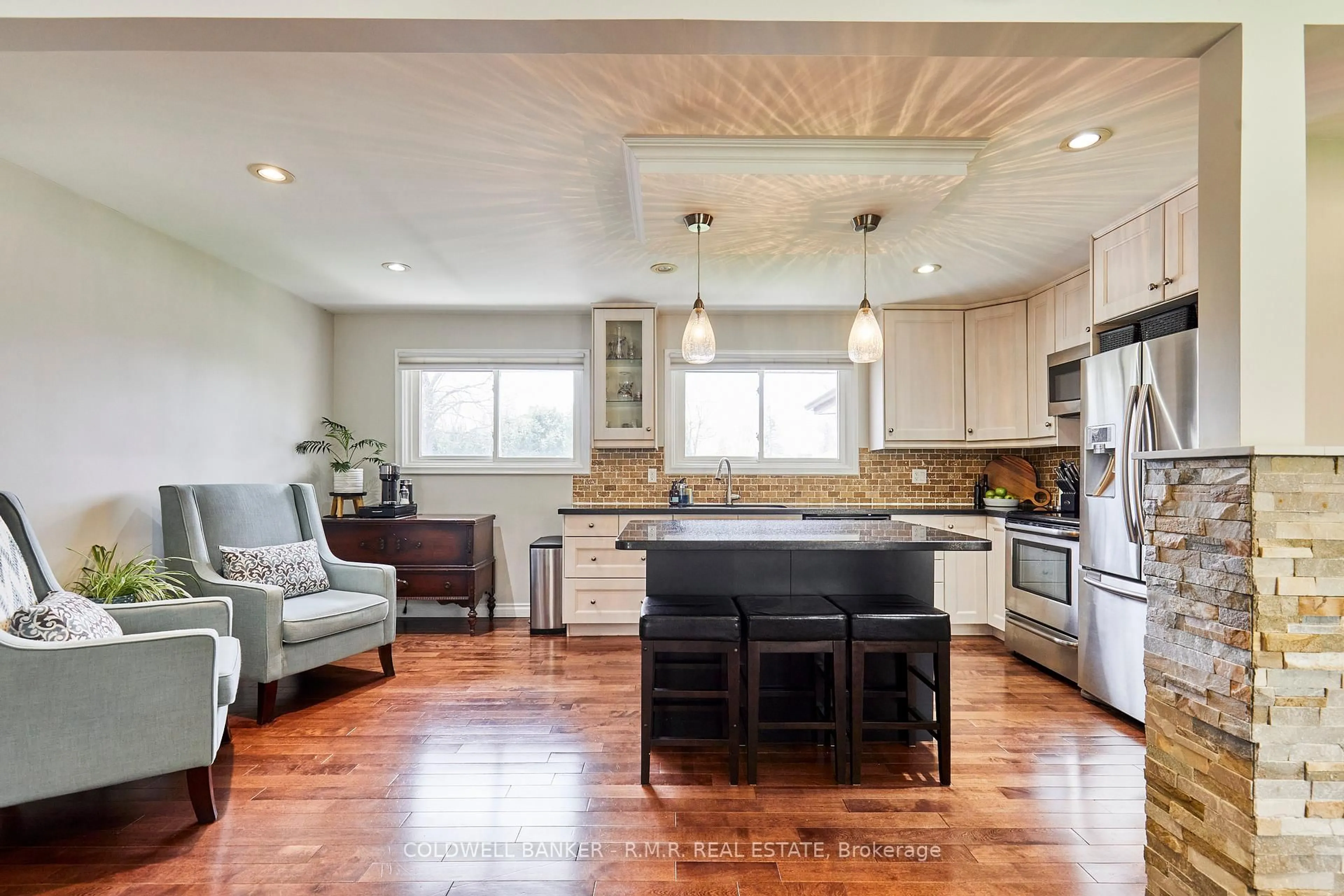 Open concept kitchen, unknown for 1030 Regent Dr, Oshawa Ontario L1G 1J7