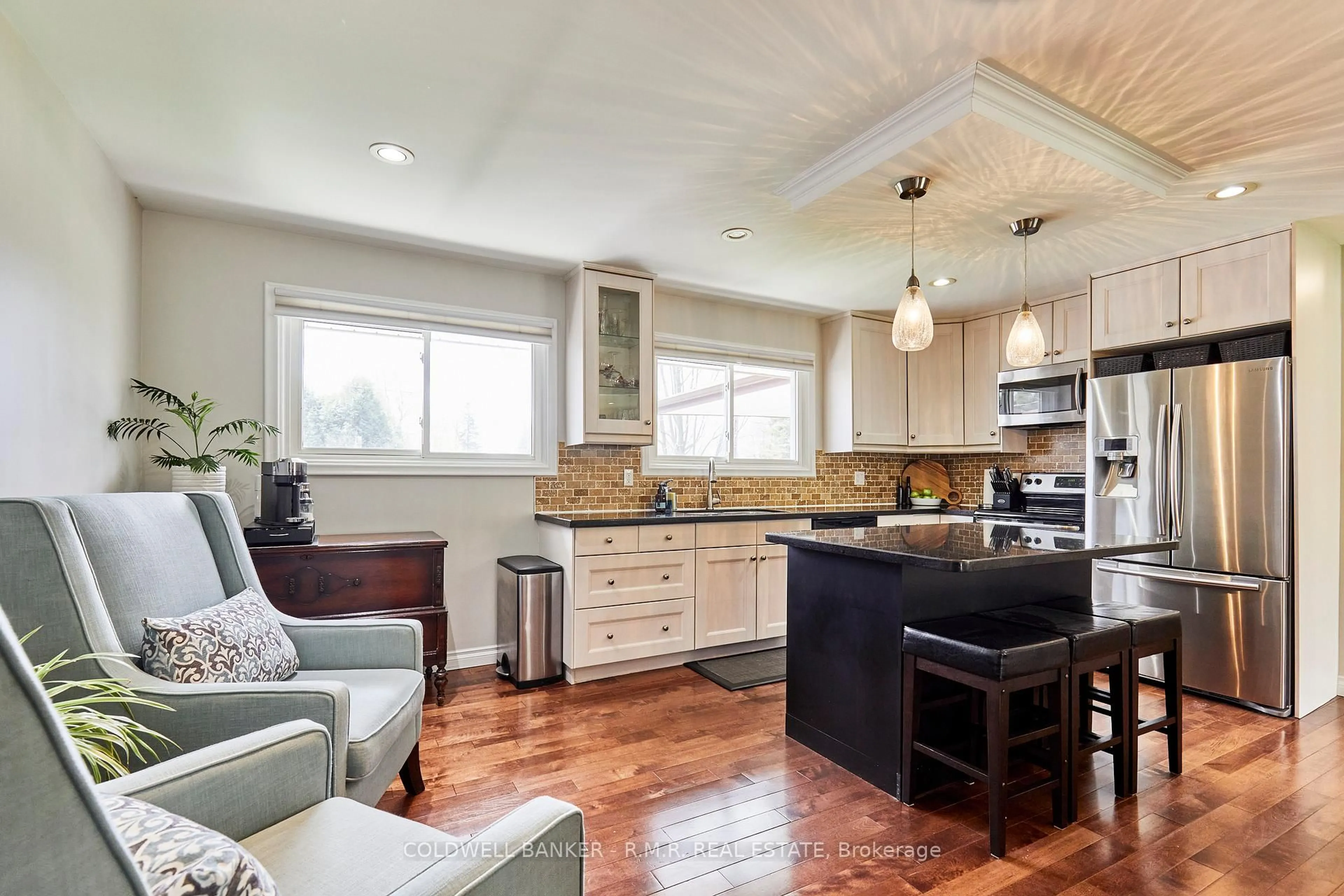 Open concept kitchen, unknown for 1030 Regent Dr, Oshawa Ontario L1G 1J7