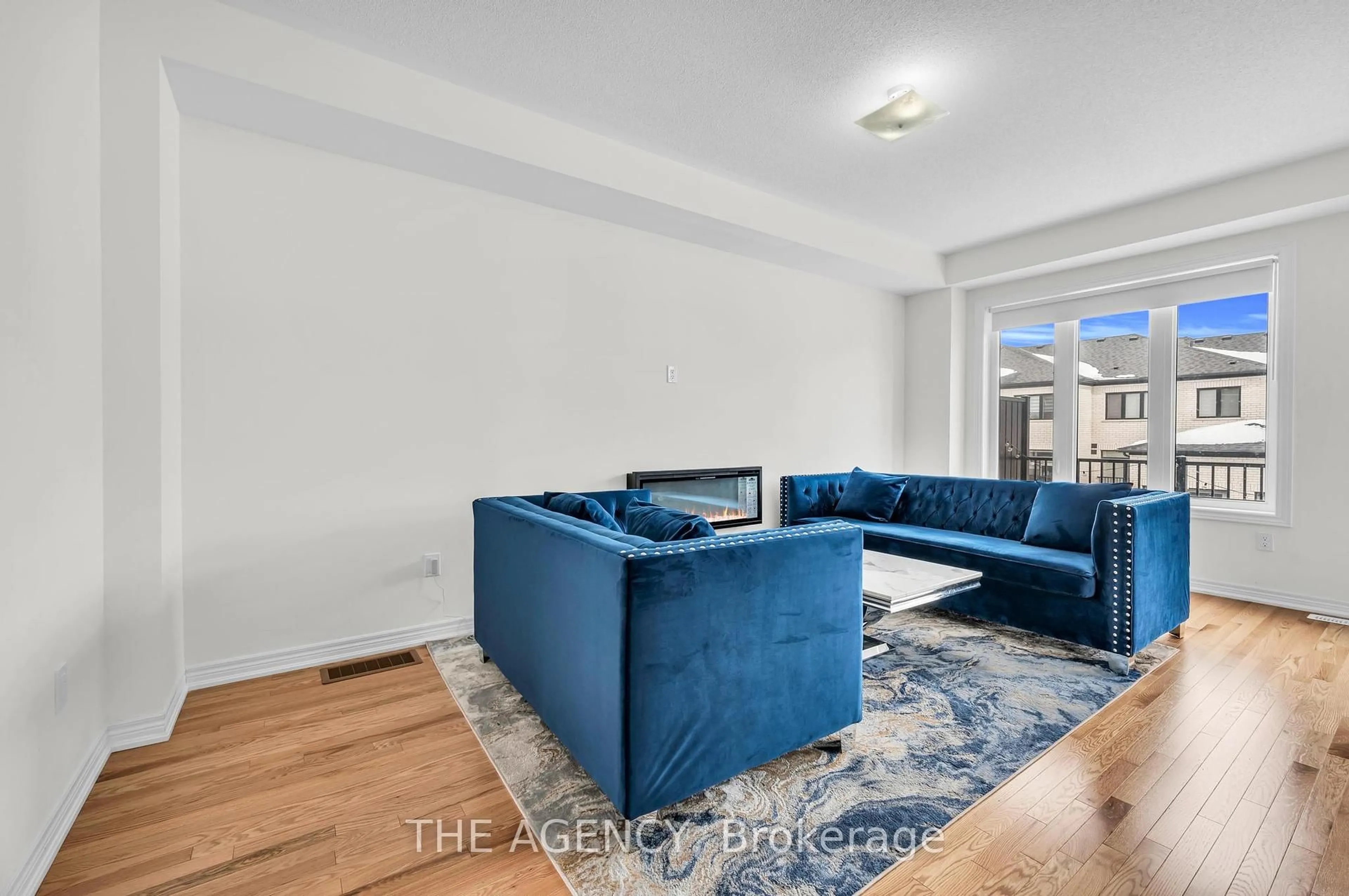 Living room with furniture, unknown for 2769 Peter Matthews Dr, Pickering Ontario L1X 2R2