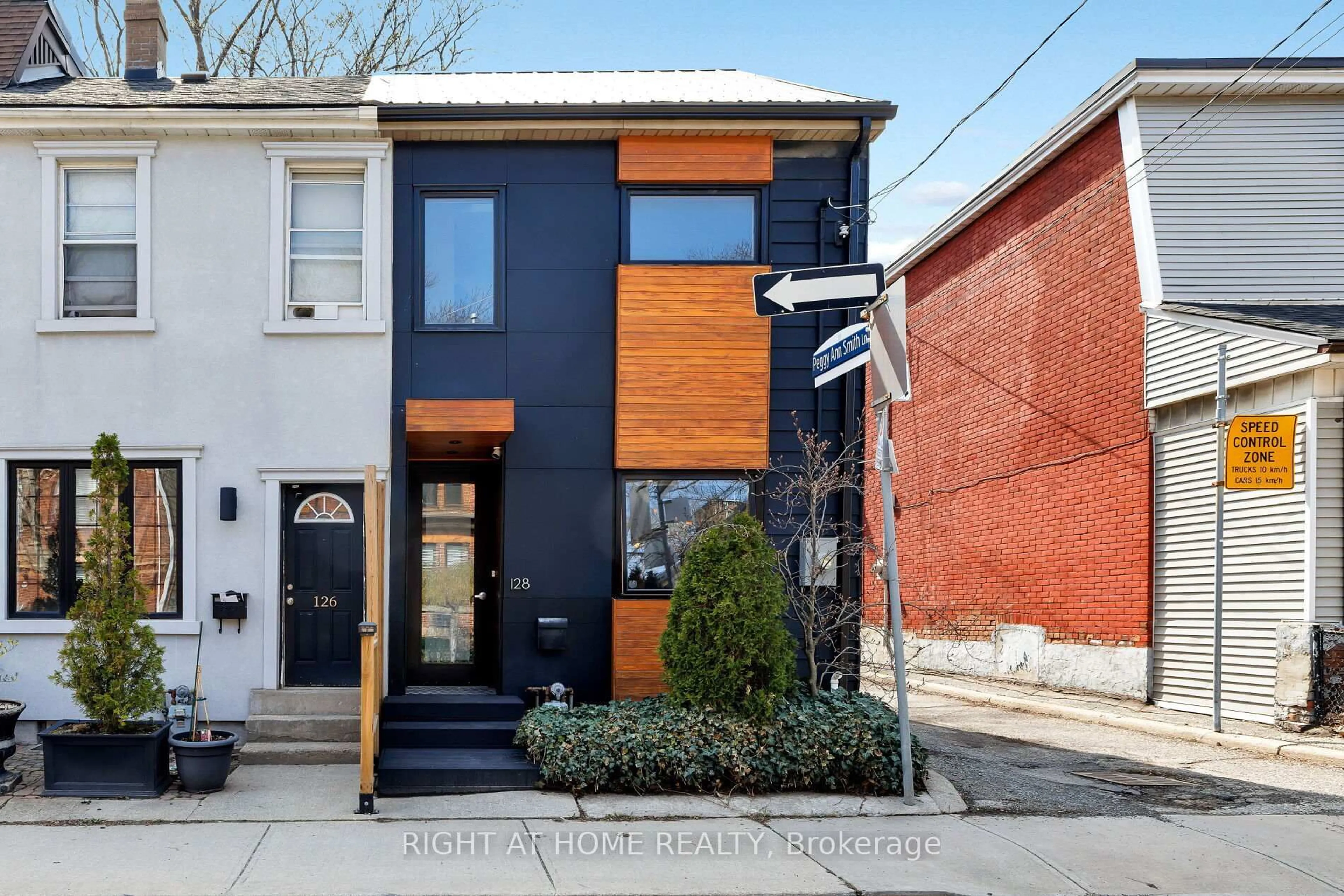 Home with brick exterior material, street for 128 Hamilton St, Toronto Ontario M5A 2T5