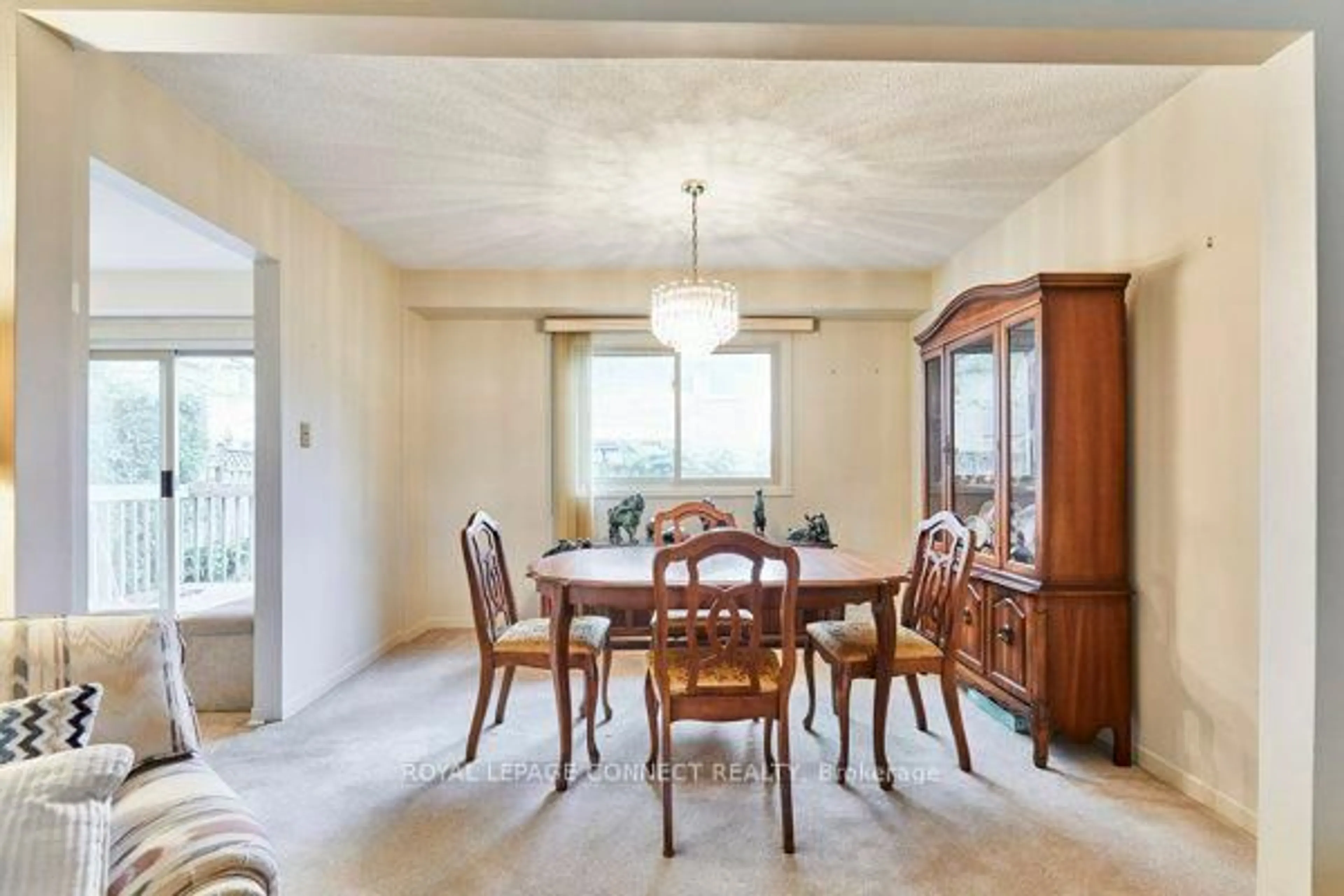 Dining room, unknown for 1610 Mcbrady Cres, Pickering Ontario L1X 2B6