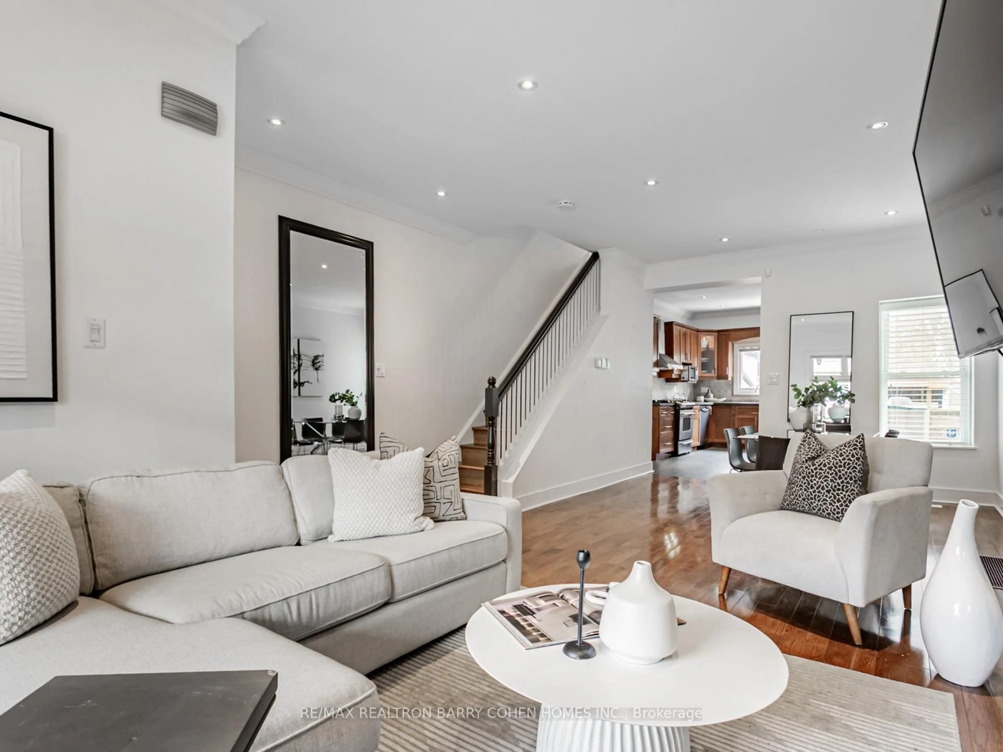 Living room with furniture, unknown for 506 Pape Ave, Toronto Ontario M4K 3R2