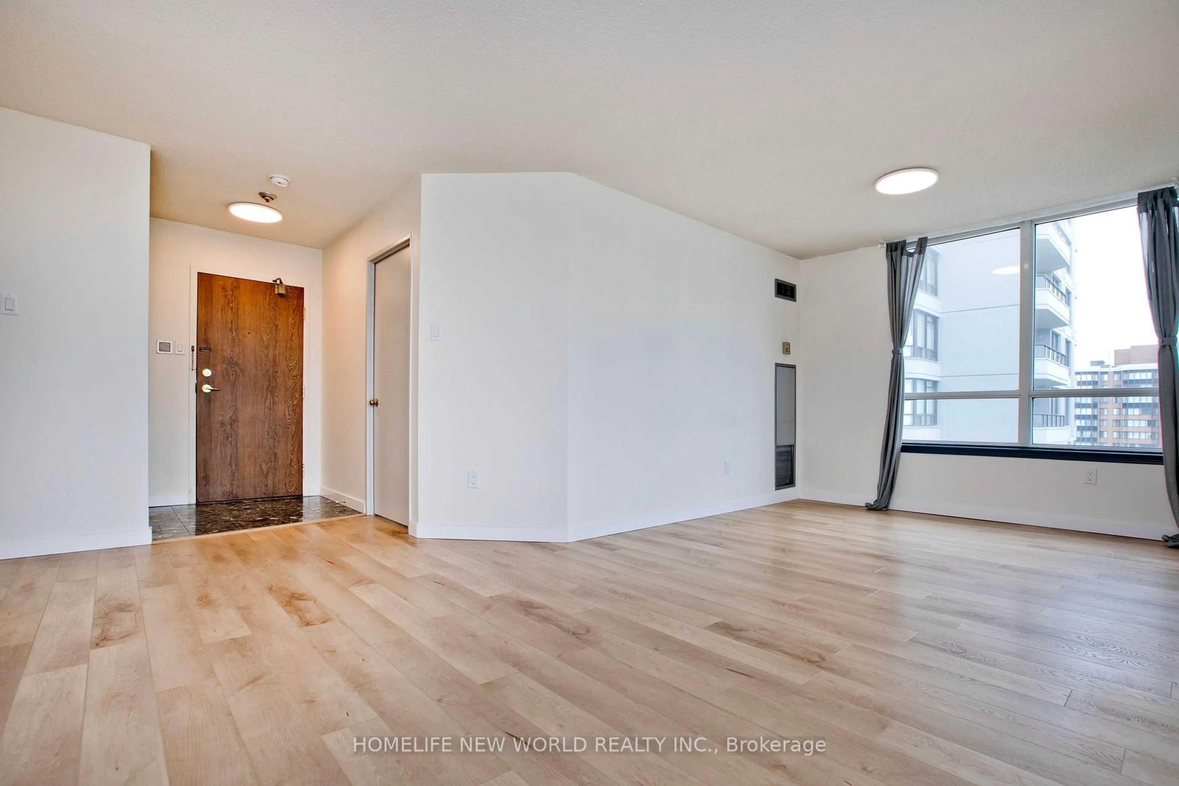 Indoor entryway for 330 Alton Towers Circ #1609, Toronto Ontario M1V 5H3
