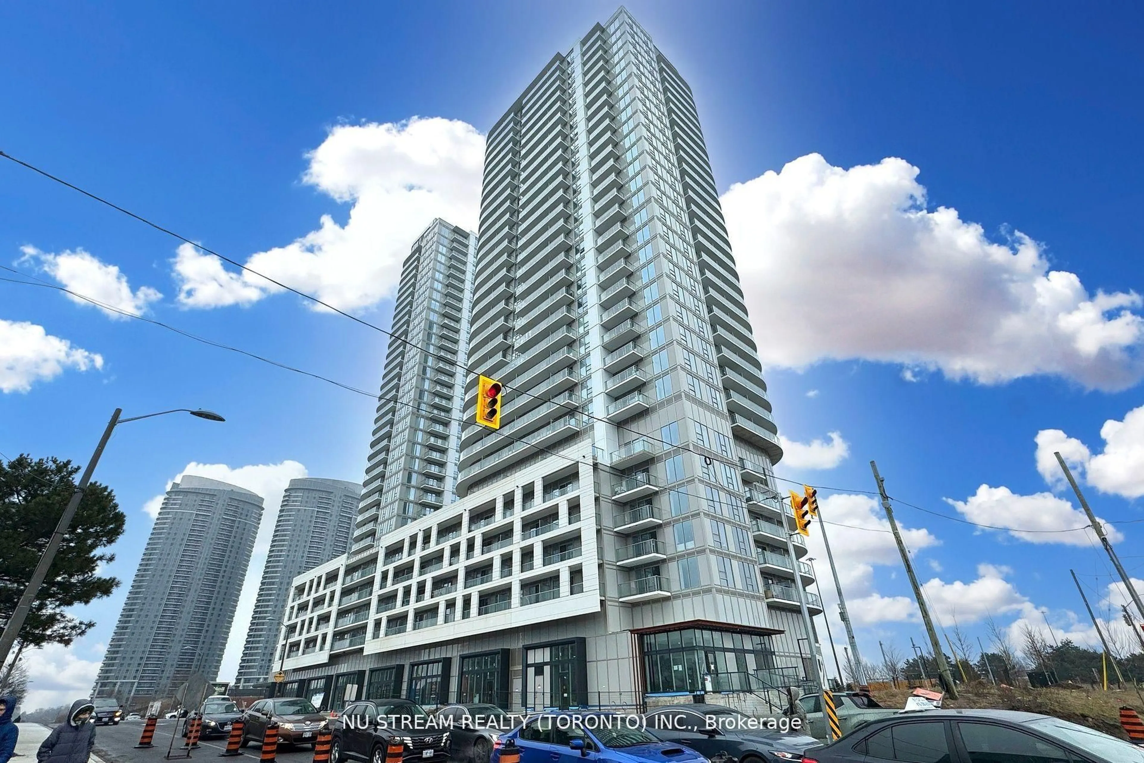 Indoor foyer for 2031 Kennedy Rd #3022, Toronto Ontario M1T 0B8
