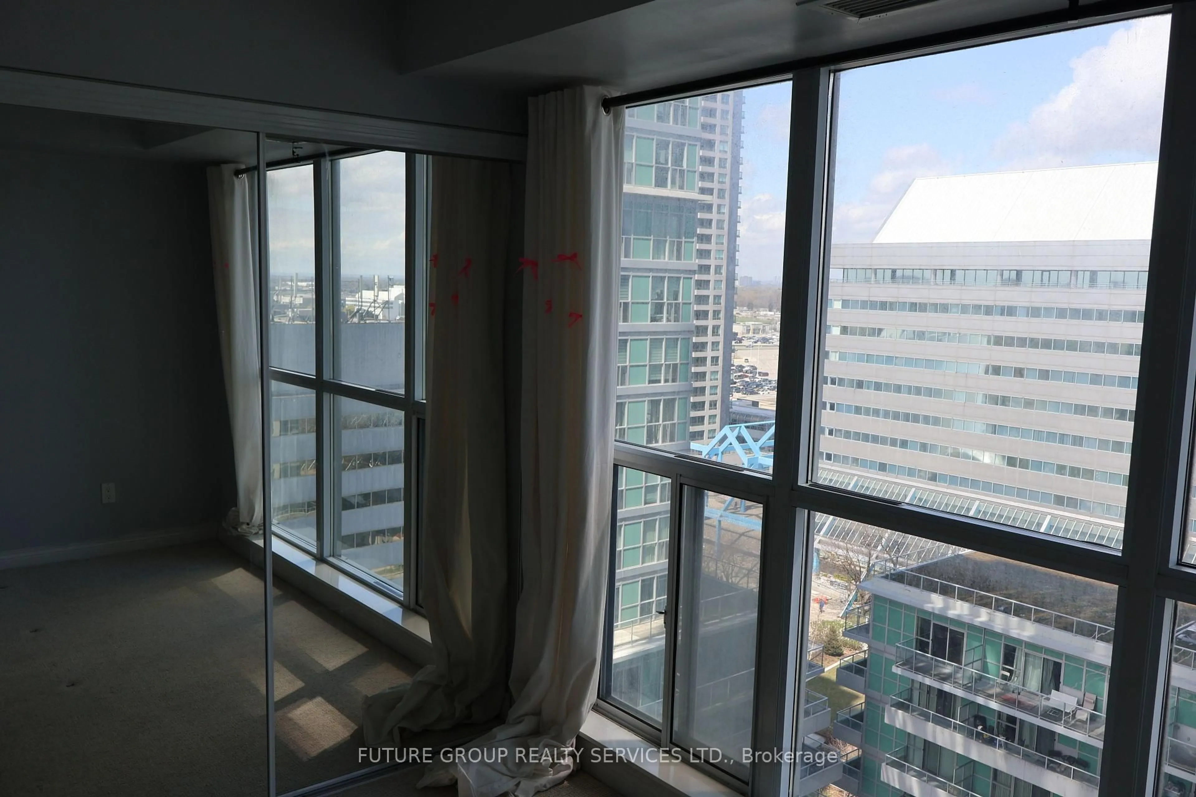 A pic of a room for 50 Town Centre Crt #1504, Toronto Ontario M1P 0A9