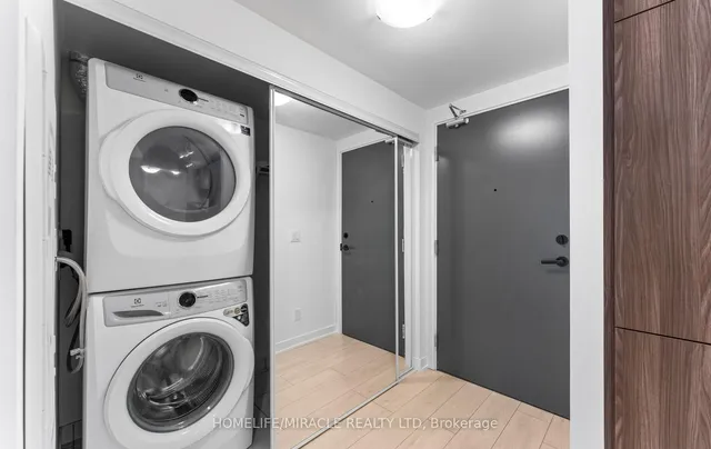 Property image - 2033 Kennedy Rd Unit 720