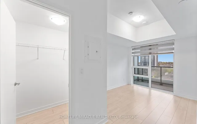 Additional property image - 2033 Kennedy Rd Unit 720