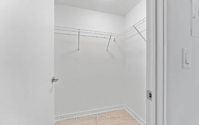 Additional property image - 2033 Kennedy Rd Unit 720