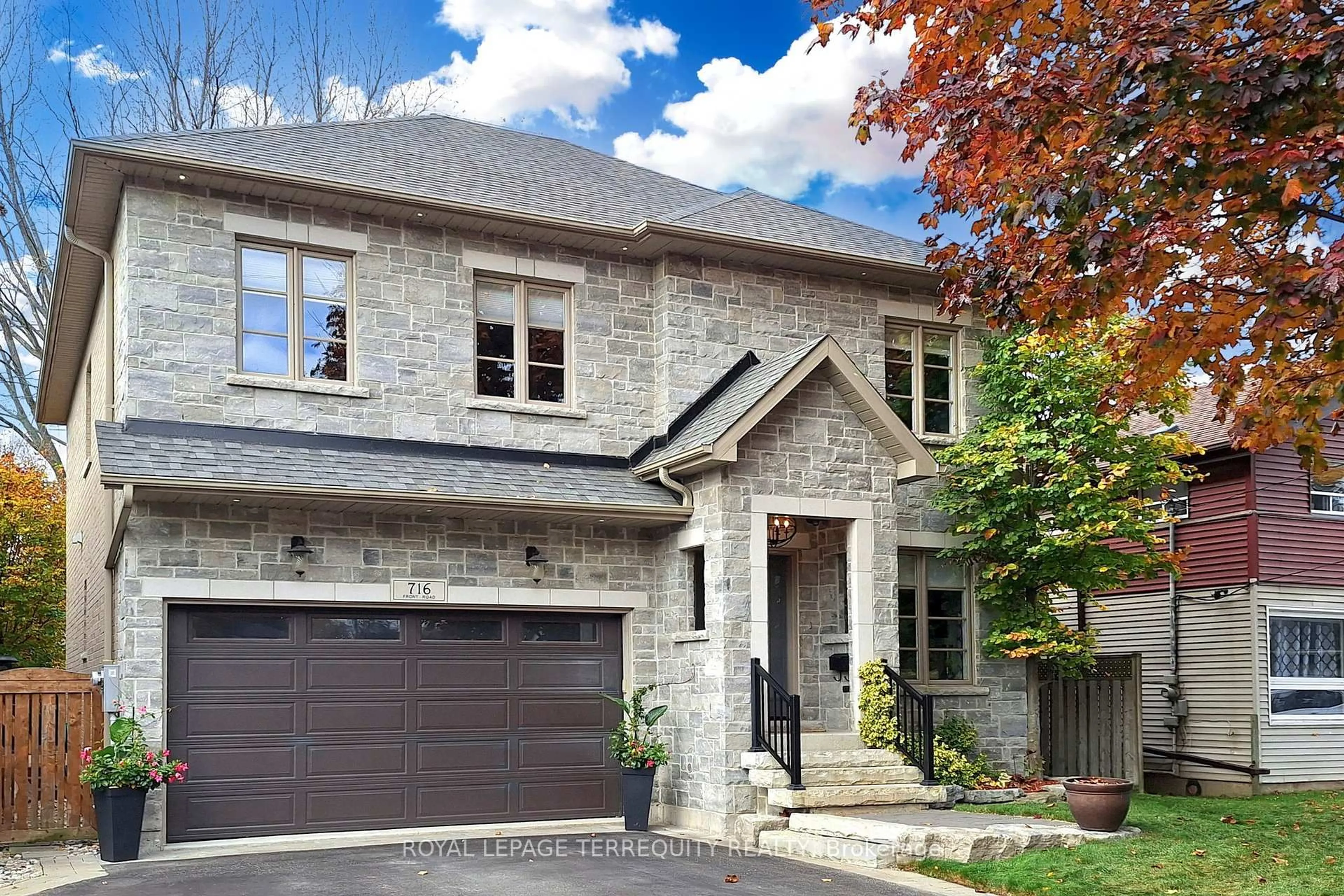 Home with brick exterior material, street for 716 Front Rd, Pickering Ontario L1W 1P3