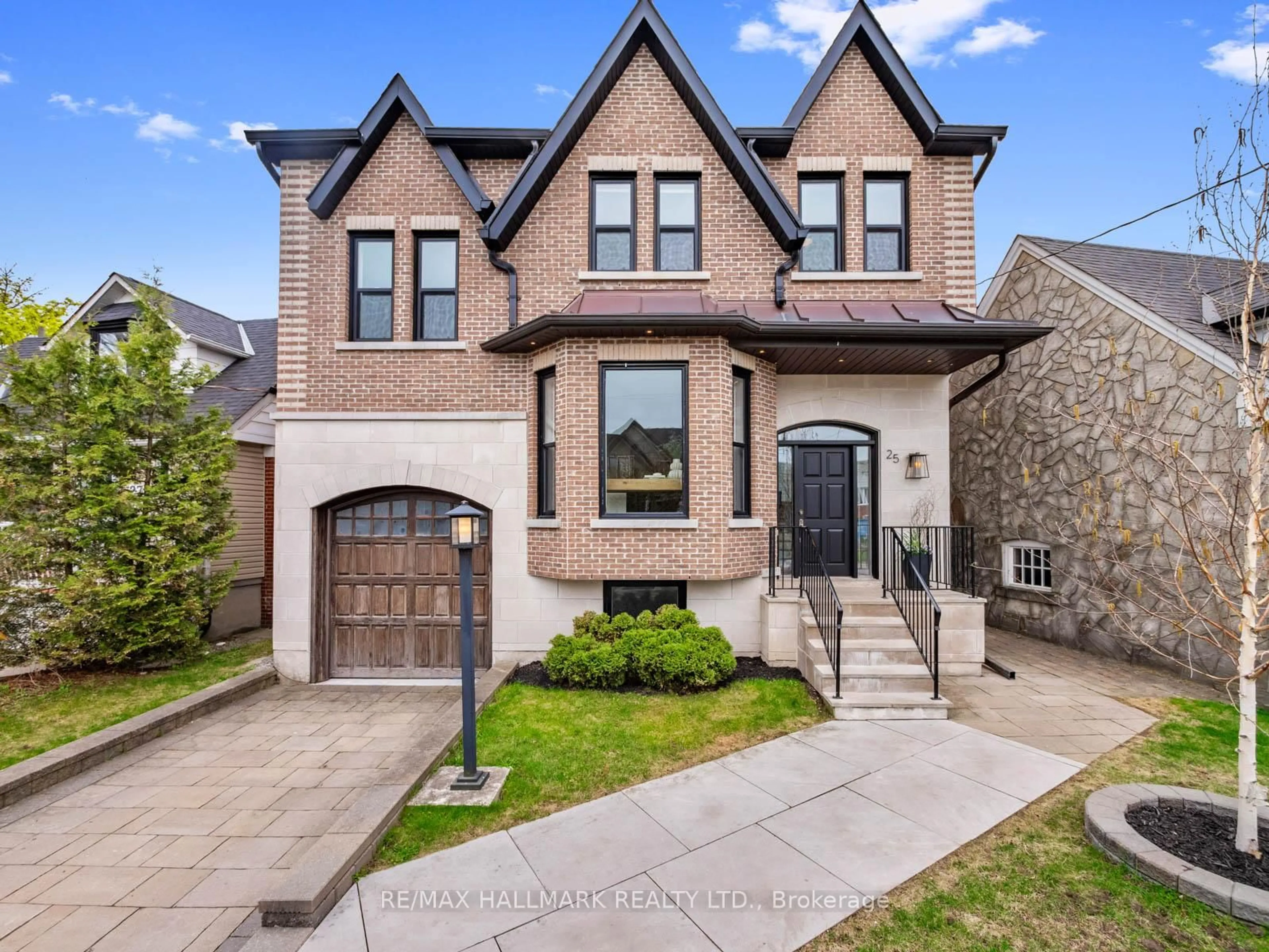 Home with brick exterior material, street for 25 Parkland Rd, Toronto Ontario M1N 1Y7