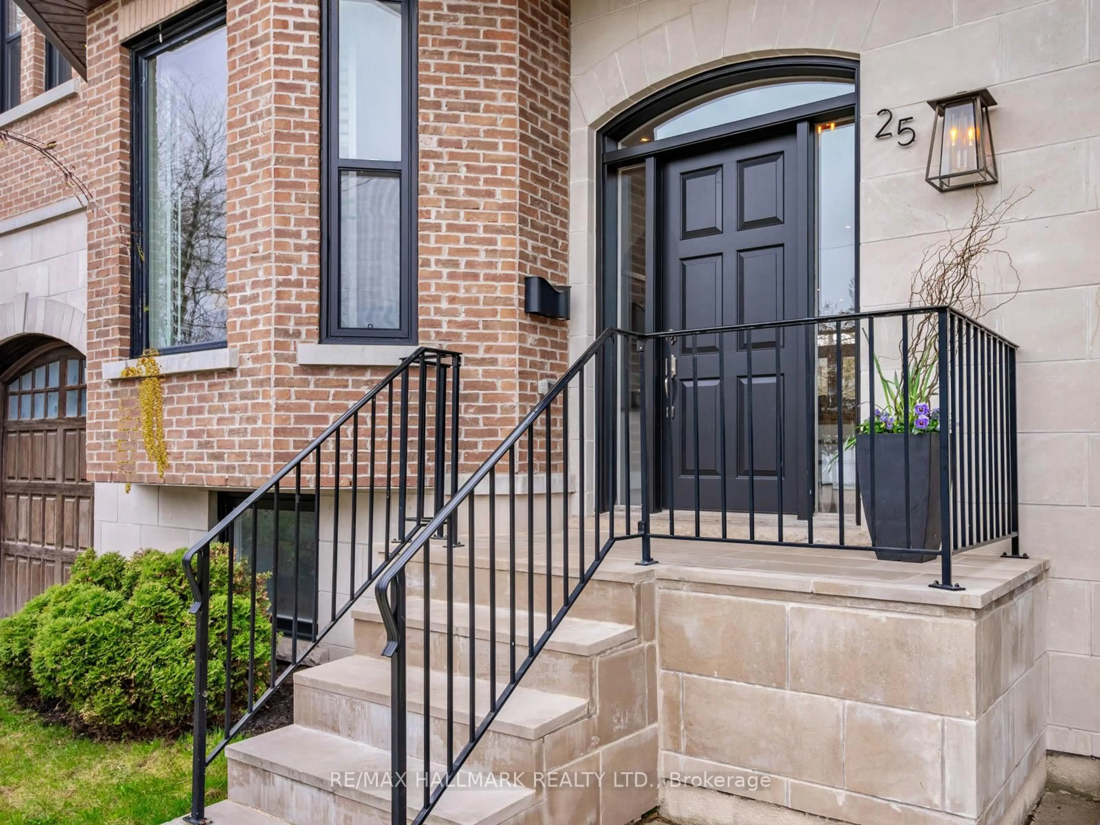 Home with brick exterior material, street for 25 Parkland Rd, Toronto Ontario M1N 1Y7