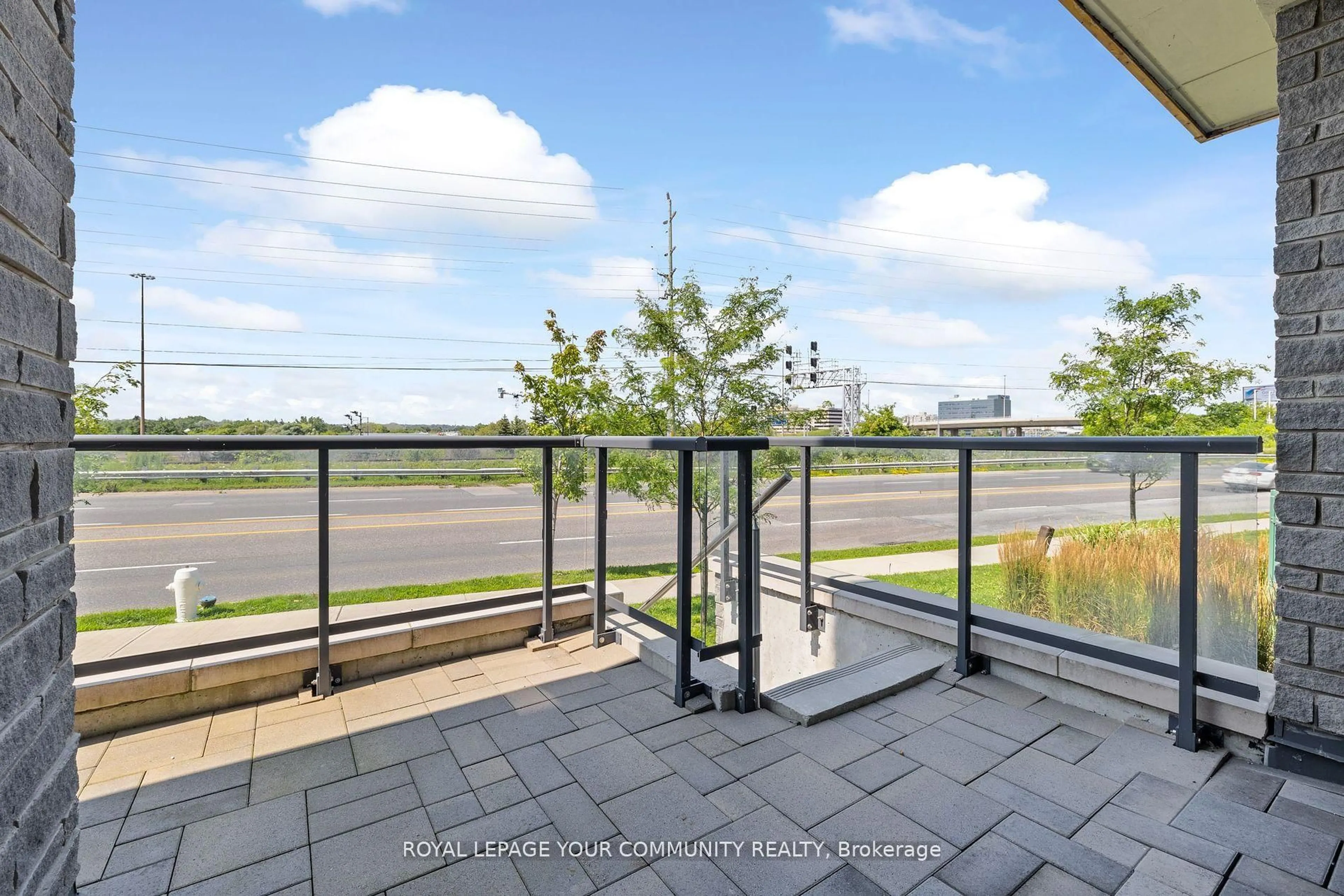 Unknown for 1245 Bayly St #21, Pickering Ontario L1W 0B5