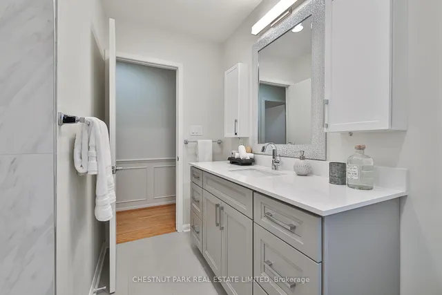Additional property image - 65 Ovendon Sq