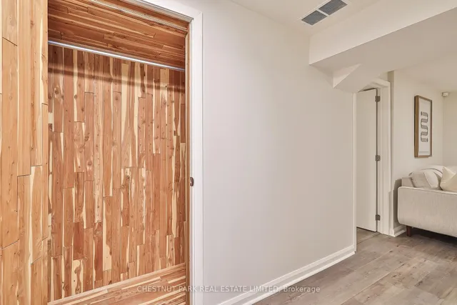 Additional property image - 65 Ovendon Sq