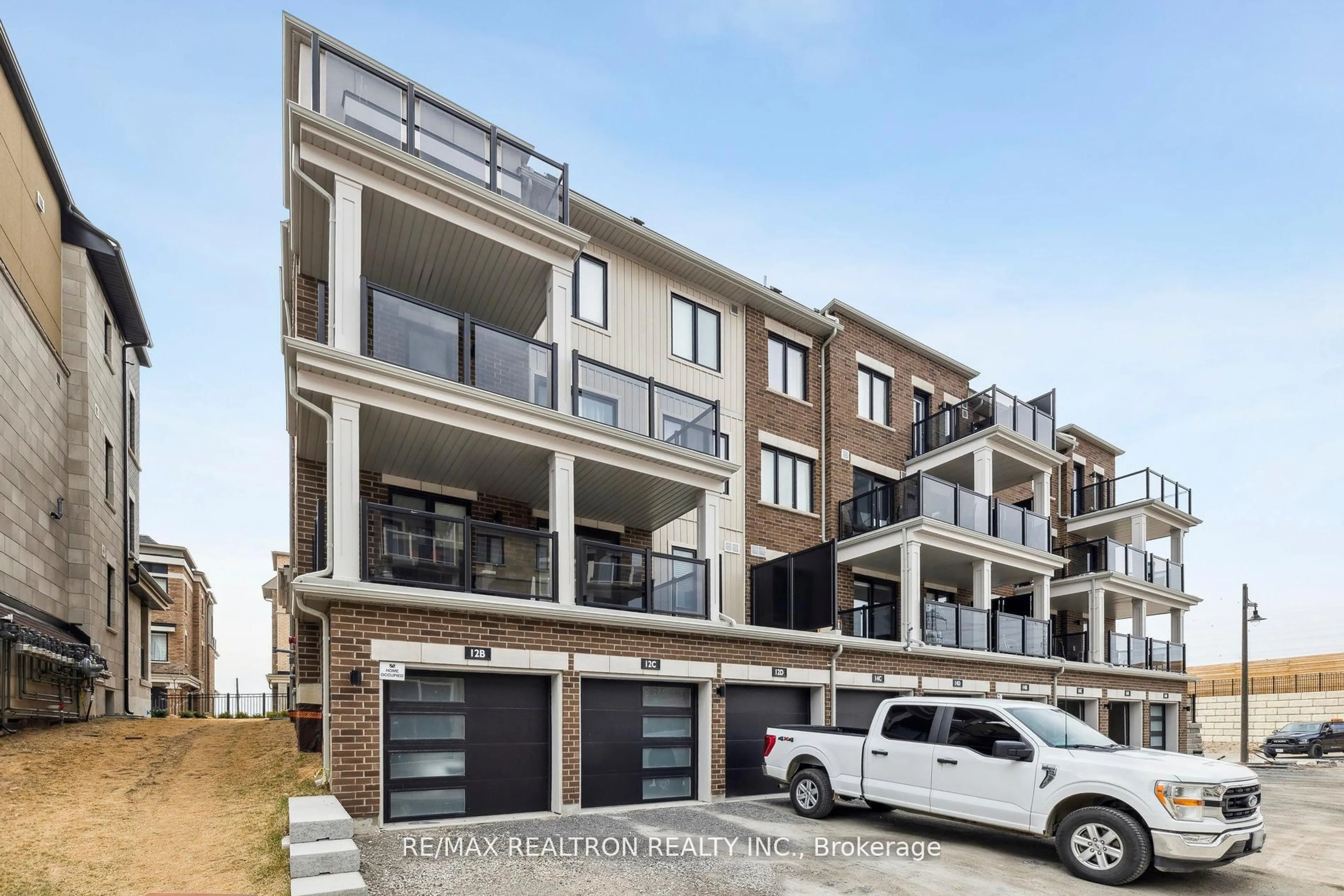 Unknown for 12C Lookout Dr, Clarington Ontario L1C 7E9