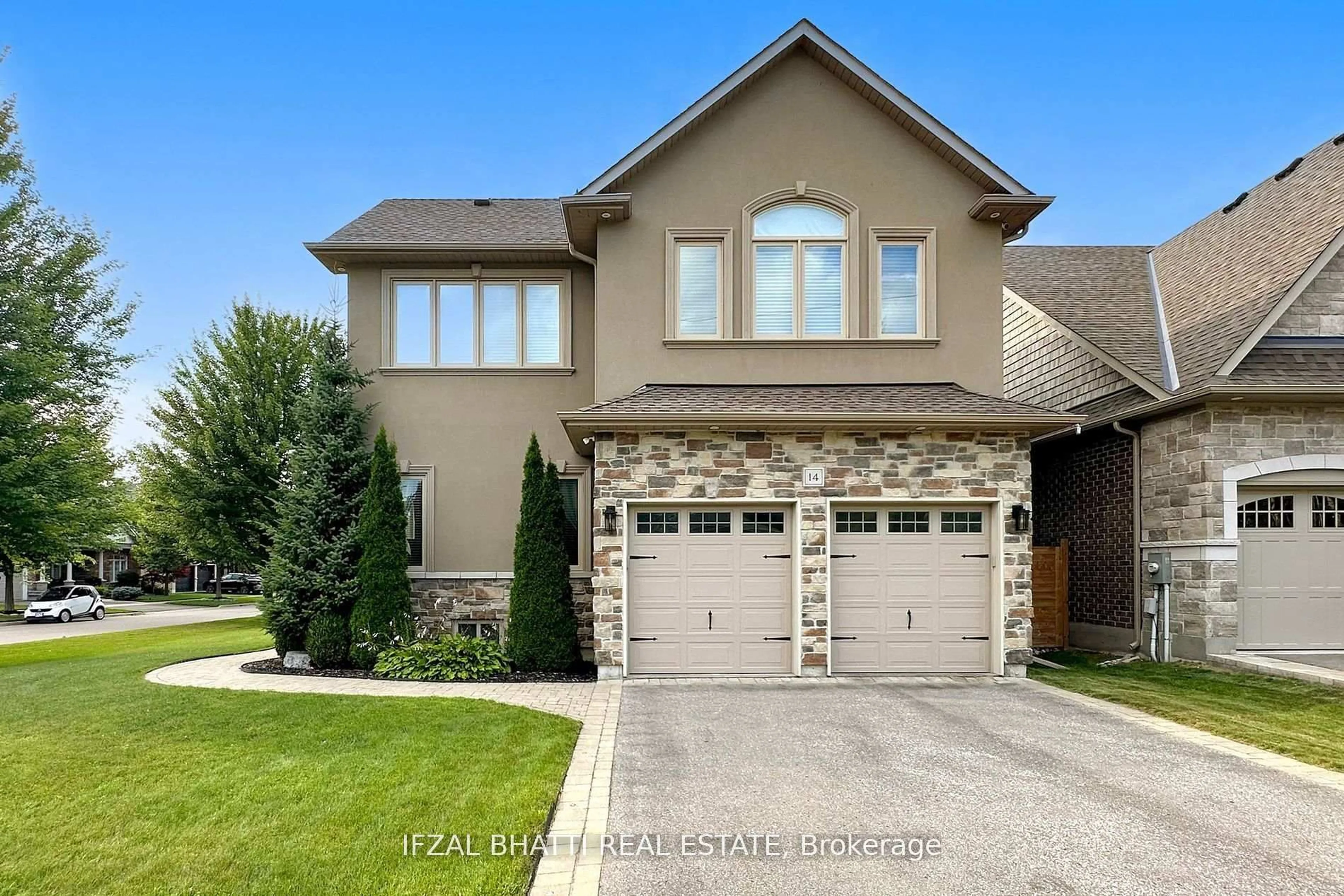 Home with brick exterior material, street for 14 Glenview Rd, Clarington Ontario L1E 2H9