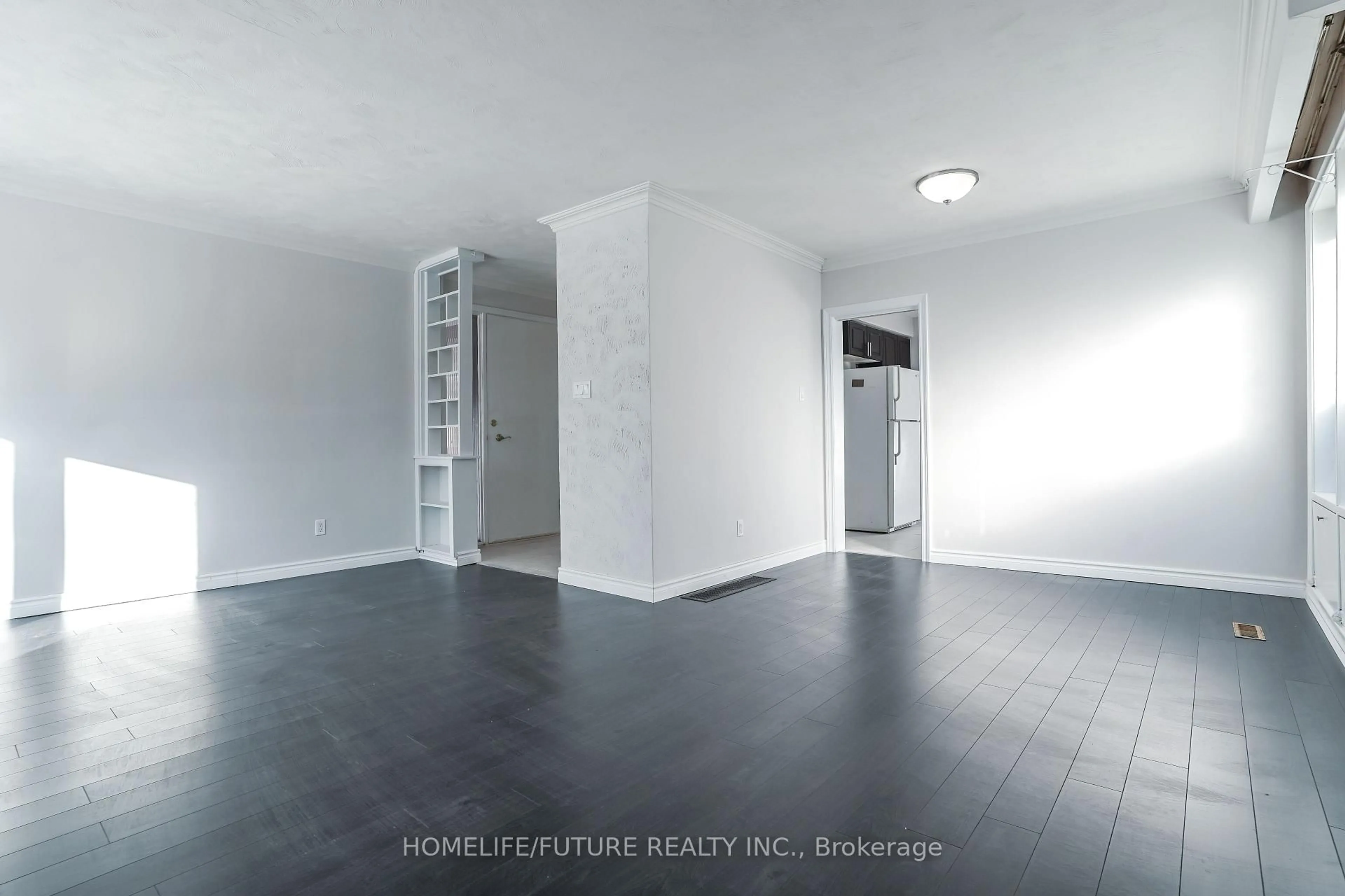 A pic of a room for 167 Treverton Dr, Toronto Ontario M1K 3T1