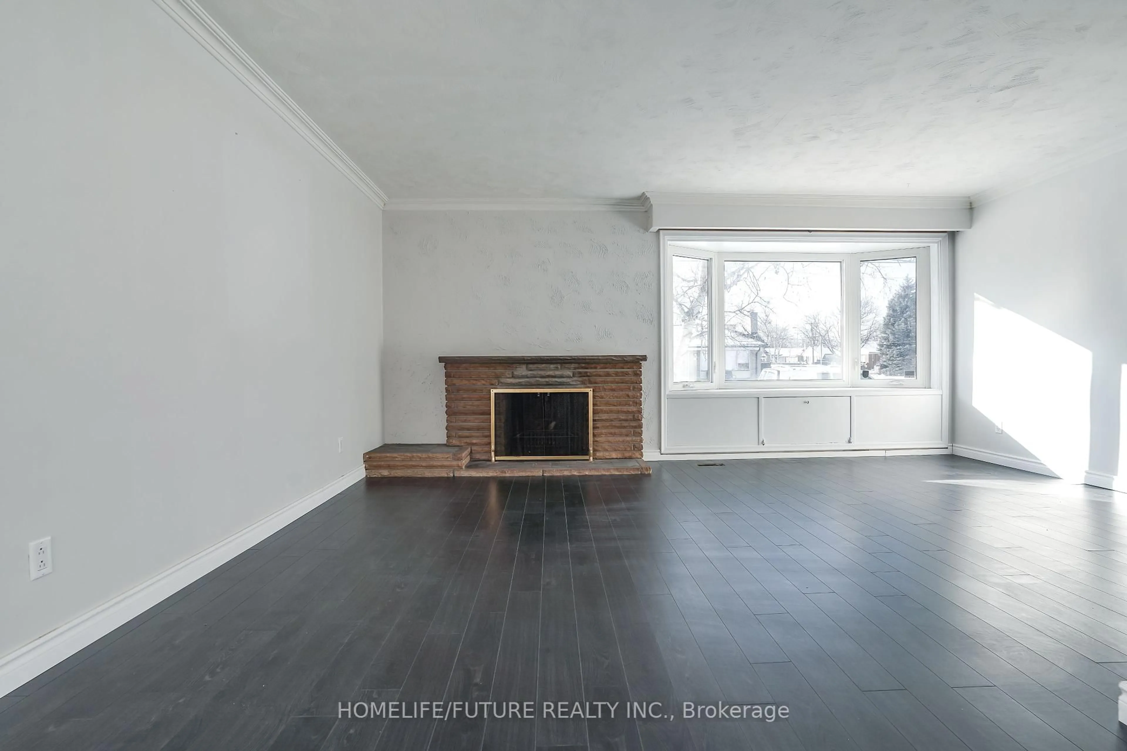 A pic of a room for 167 Treverton Dr, Toronto Ontario M1K 3T1