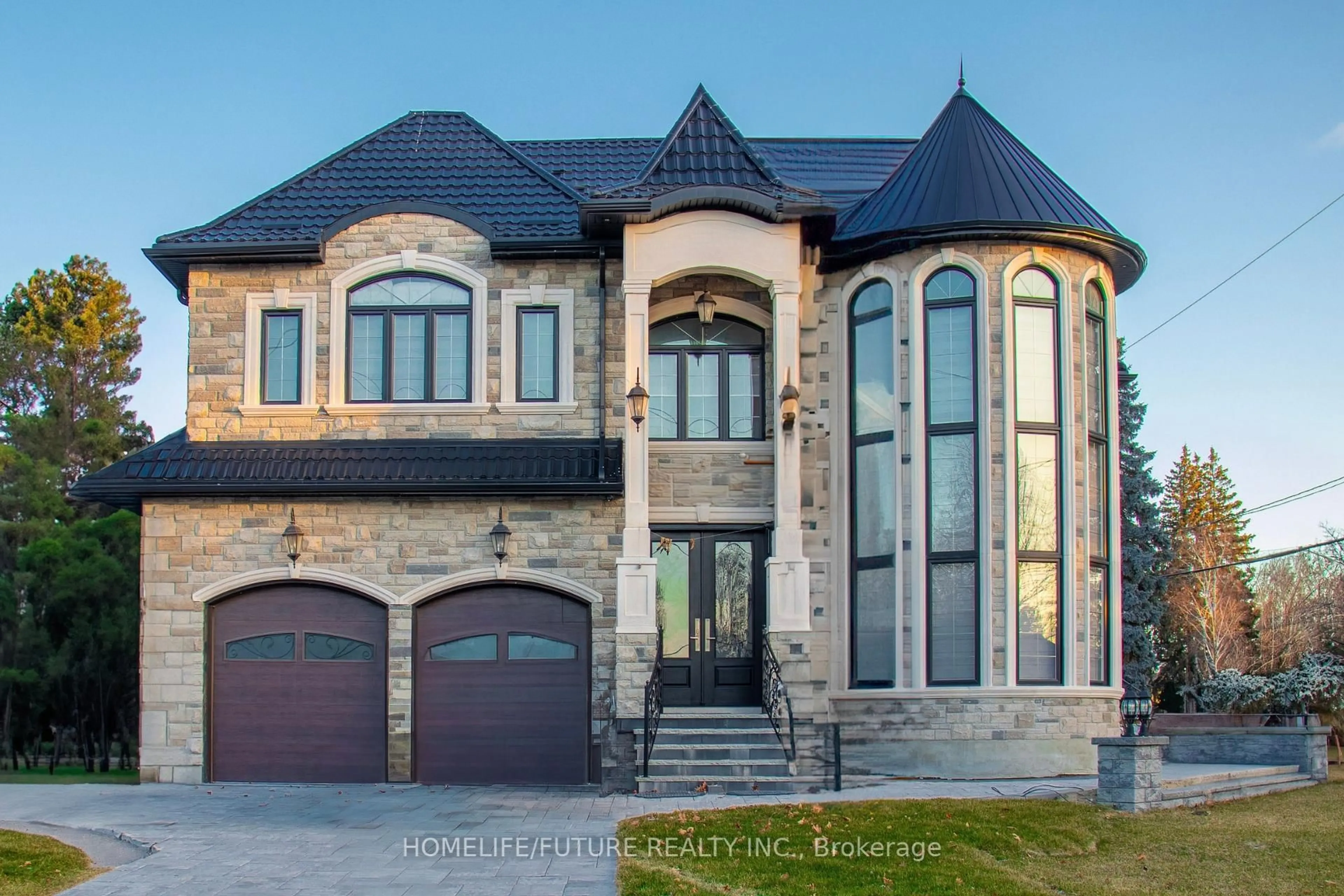 Home with brick exterior material, street for 176 Old Harwood Ave, Ajax Ontario L1T 4W4