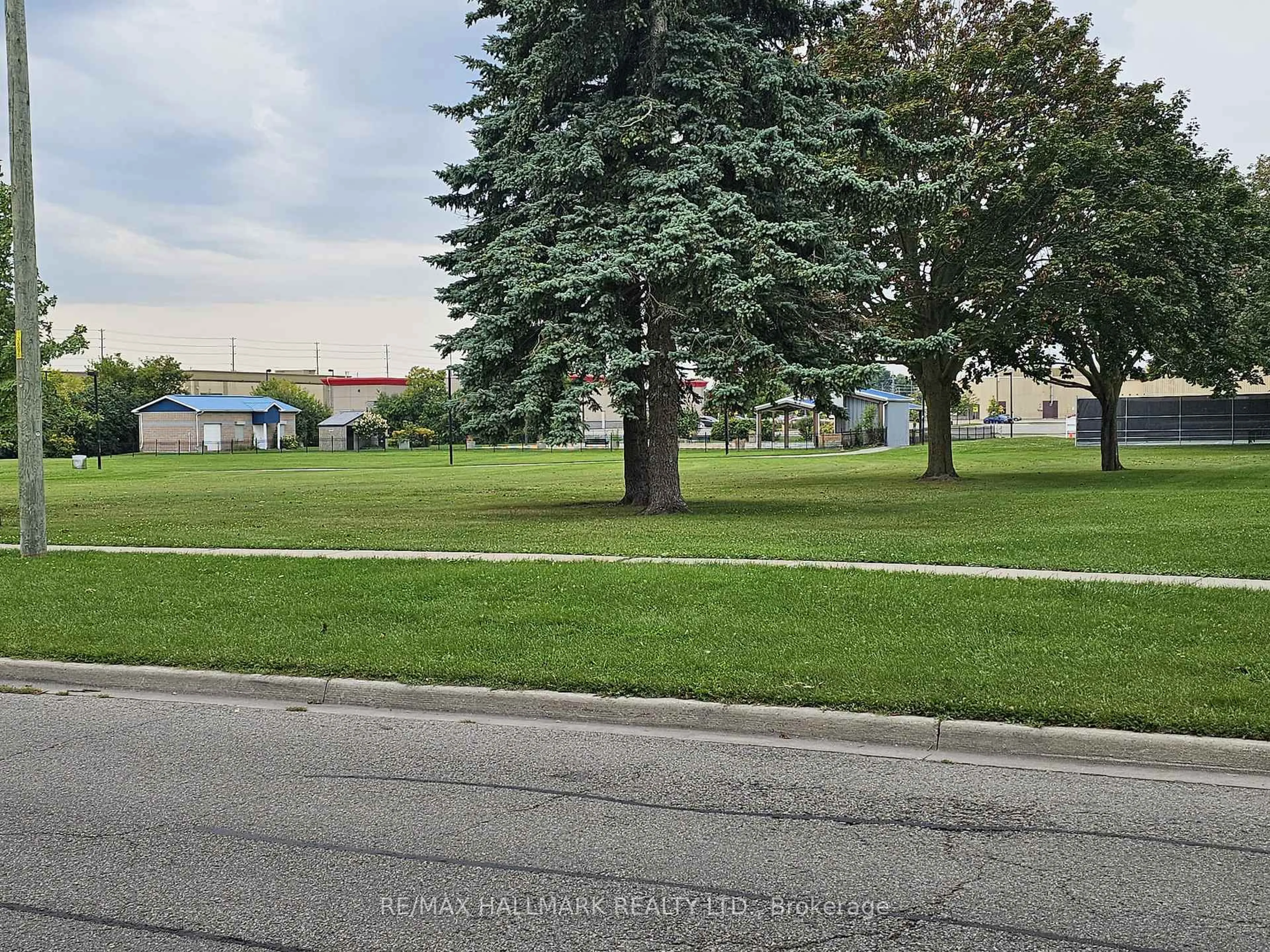 Unknown for 205 Grenfell St, Oshawa Ontario L1J 4W3