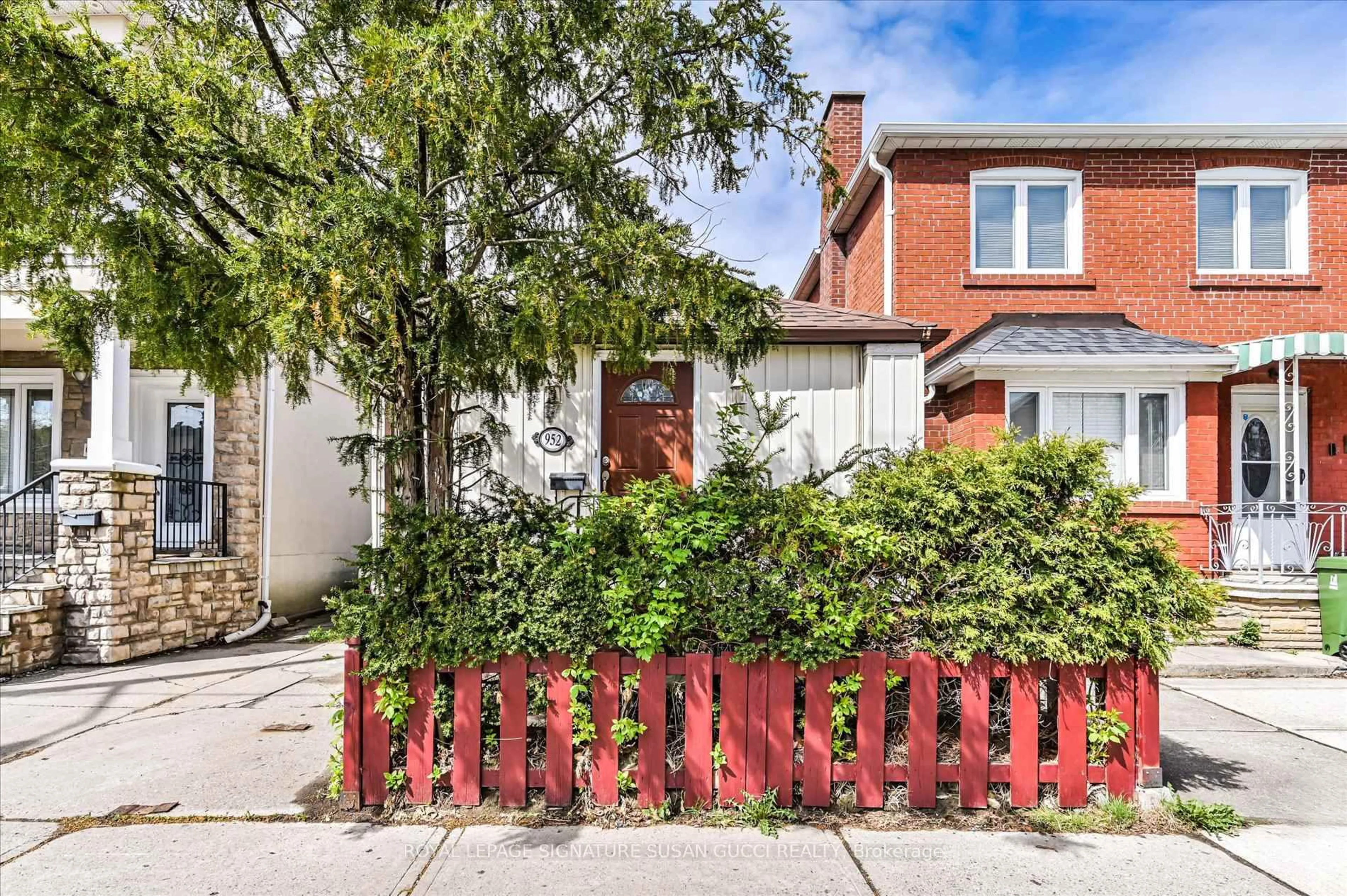 Home with brick exterior material, street for 952 Greenwood Ave, Toronto Ontario M4J 4C3