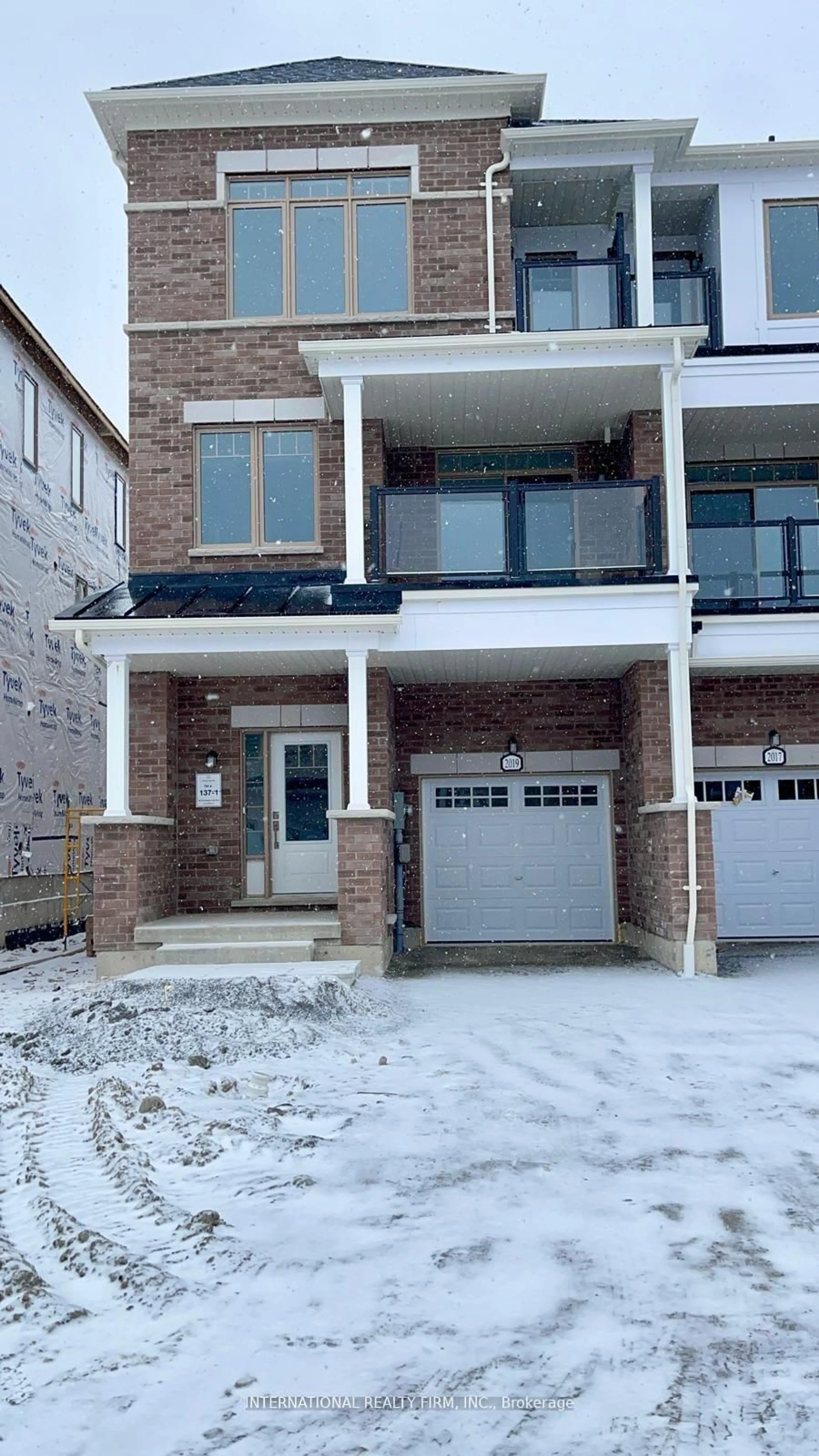 Home with brick exterior material, street for 2019 Cameron Lott Cres, Oshawa Ontario L1L 0S1