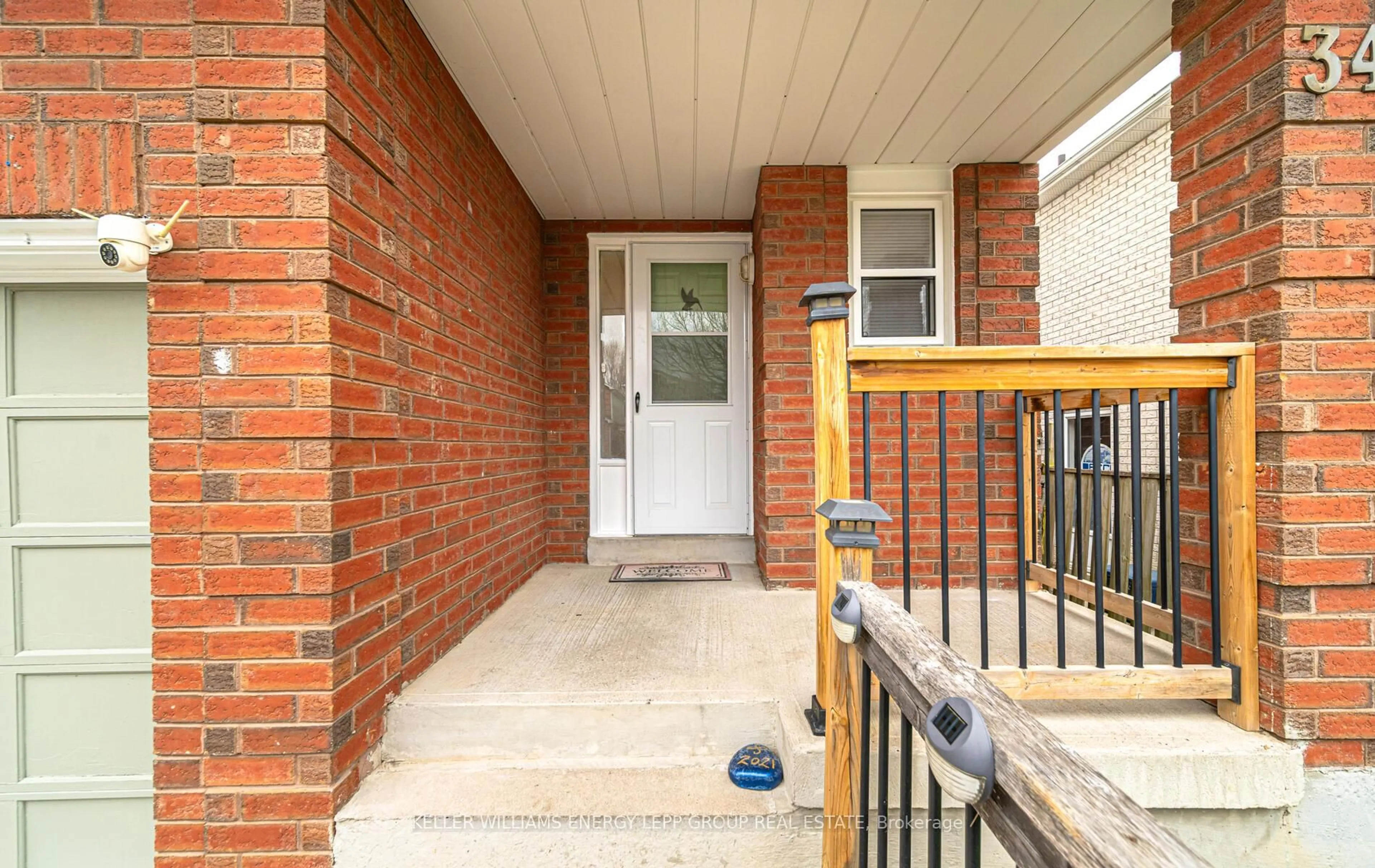 Unknown for 34 Marchwood Cres, Clarington Ontario L1C 4J8