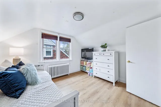 Additional property image - 16 Plaxton Dr