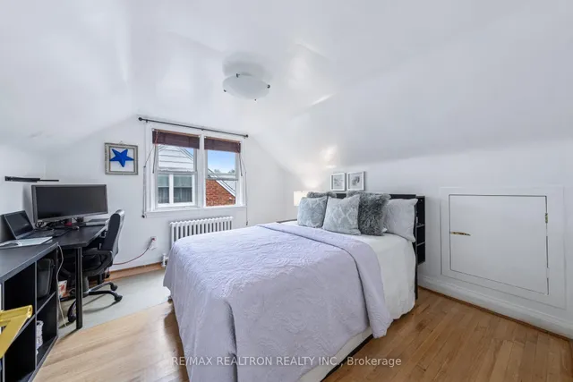 Additional property image - 16 Plaxton Dr