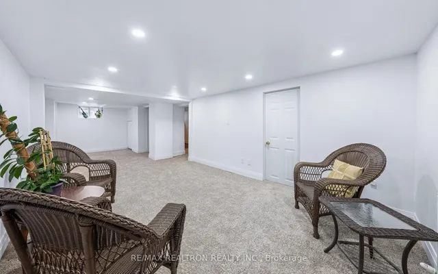Additional property image - 16 Plaxton Dr