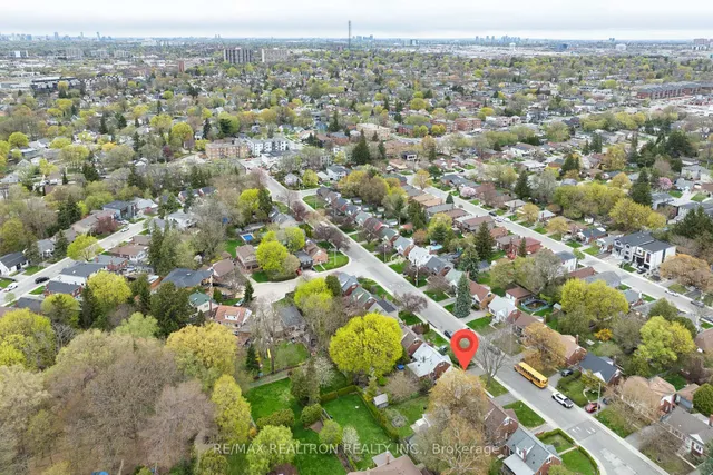 Additional property image - 16 Plaxton Dr