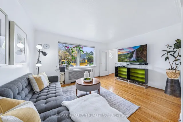 Additional property image - 16 Plaxton Dr