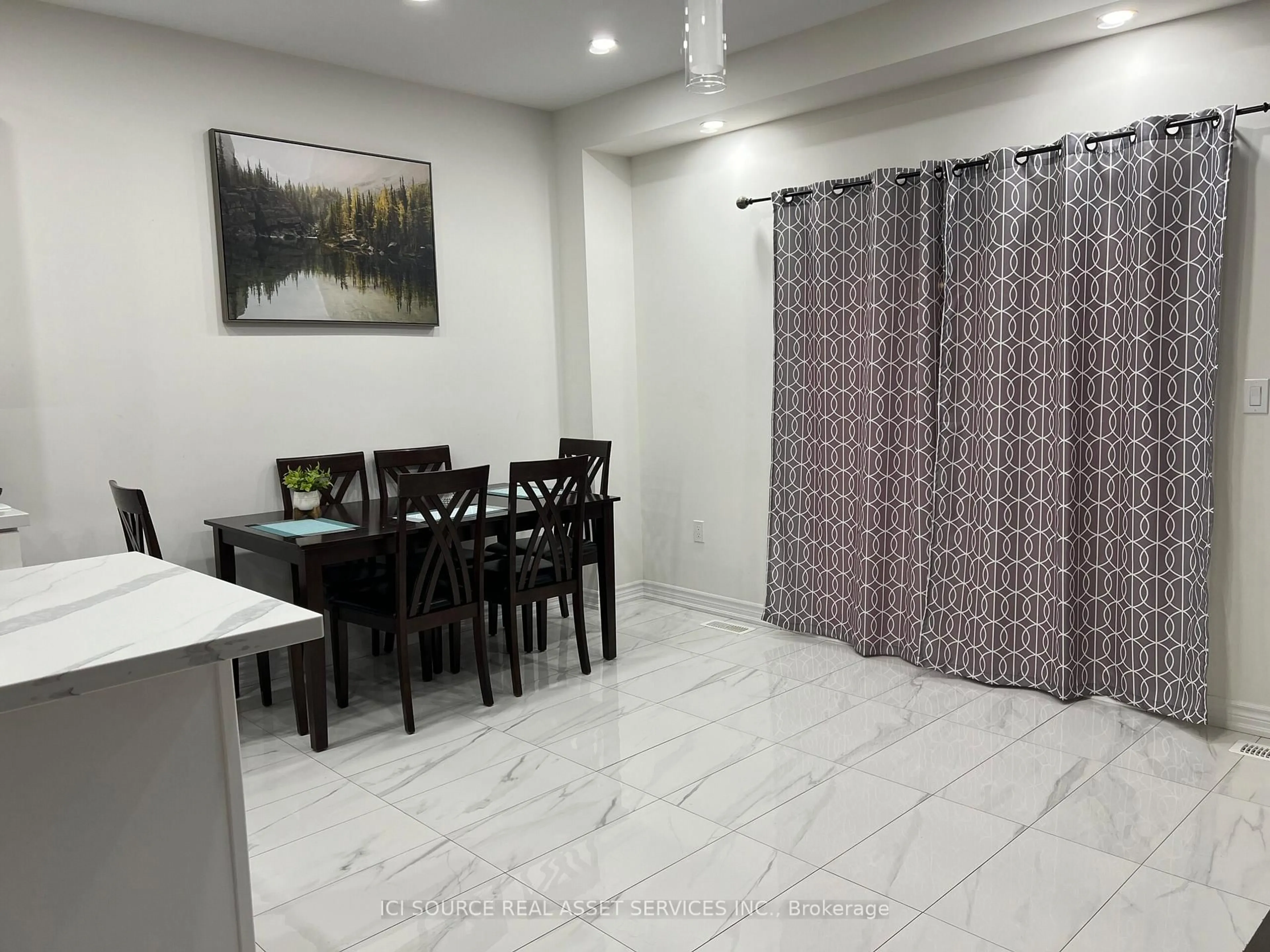 Dining room, unknown for 1941 Don White Crt, Oshawa Ontario L1K 1A1