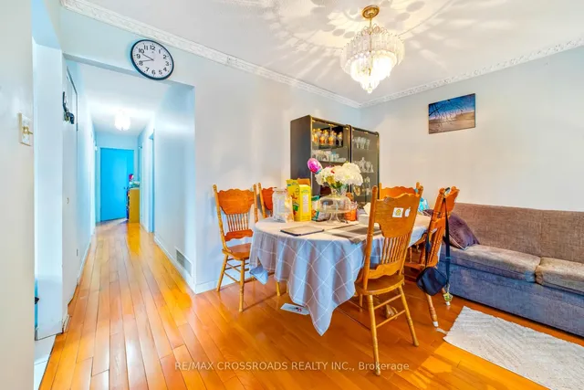 Additional property image - 32 Lighthall Cres